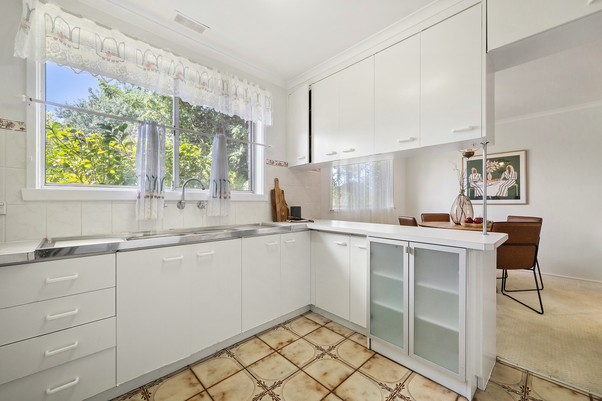 9 Clubbe Crescent, MACGREGOR