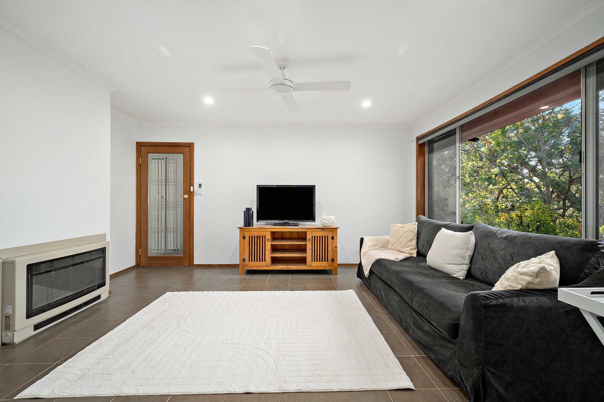 5 Coutie Place, MACGREGOR