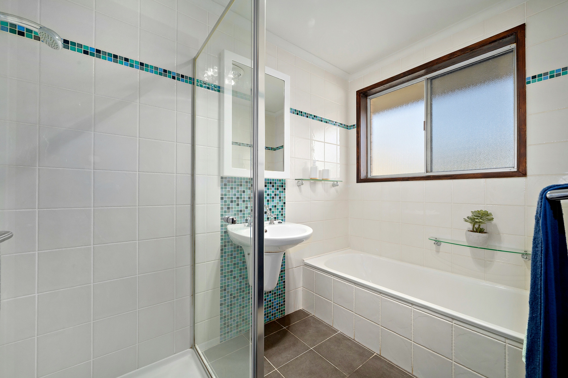5 Coutie Place, MACGREGOR