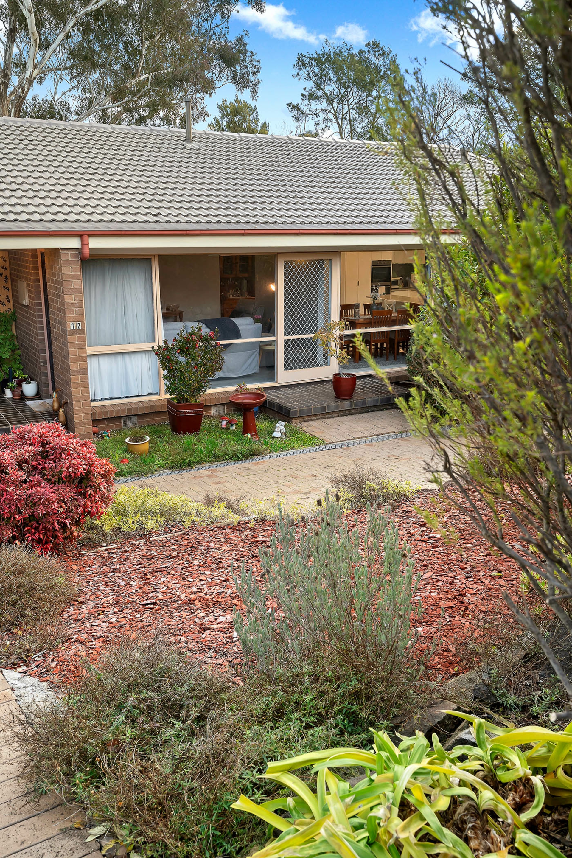 12 Holland Street, MACGREGOR