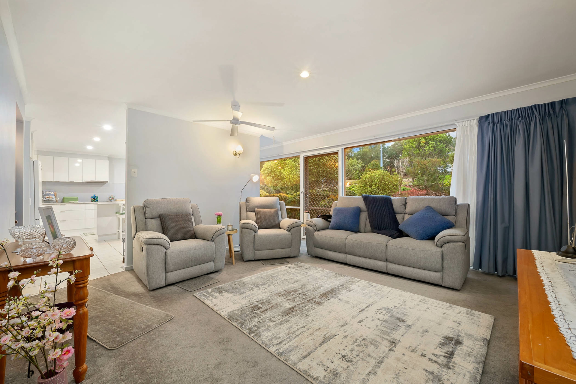 12 Holland Street, MACGREGOR