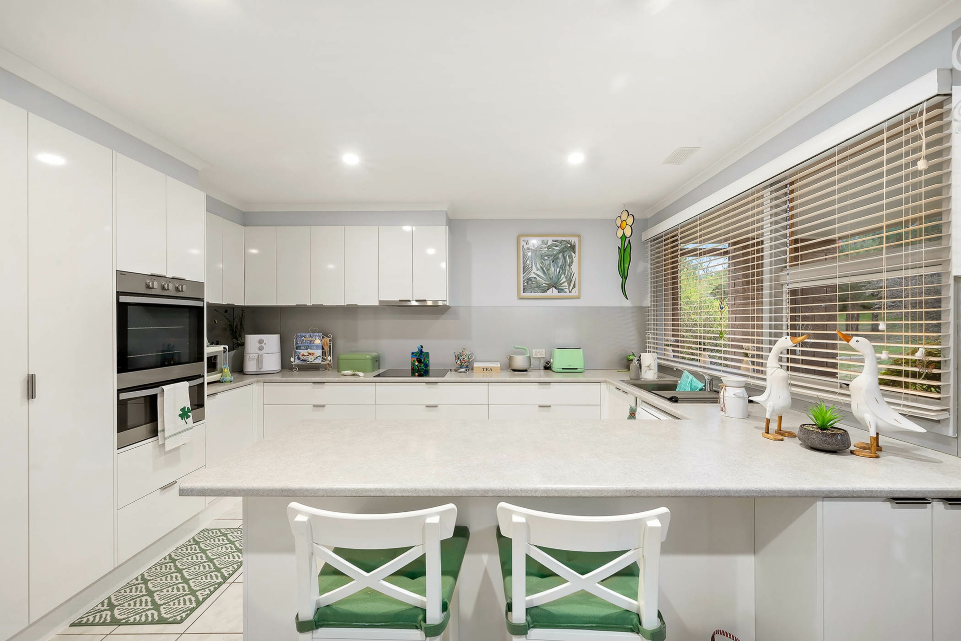 12 Holland Street, MACGREGOR