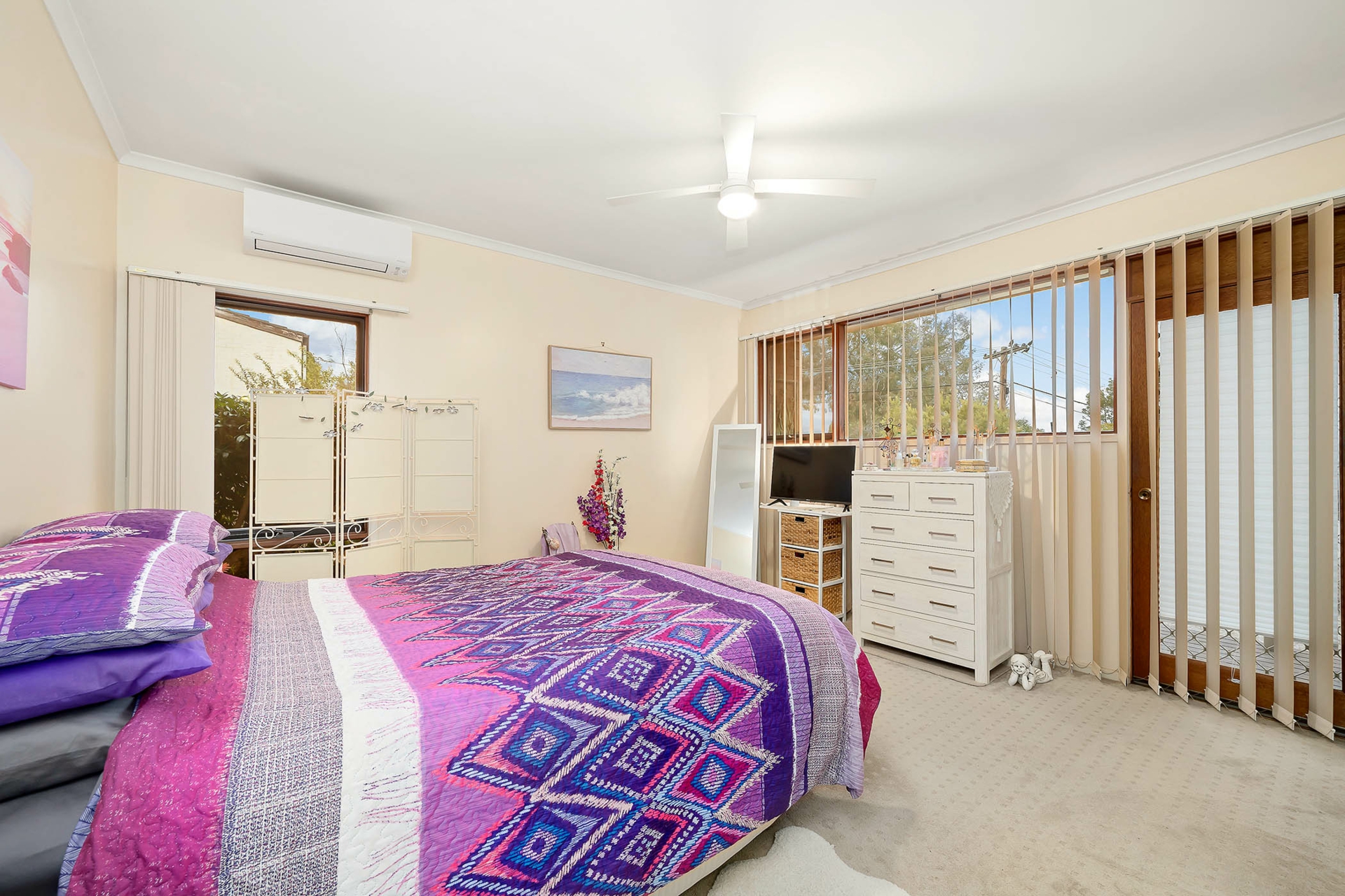12 Holland Street, MACGREGOR