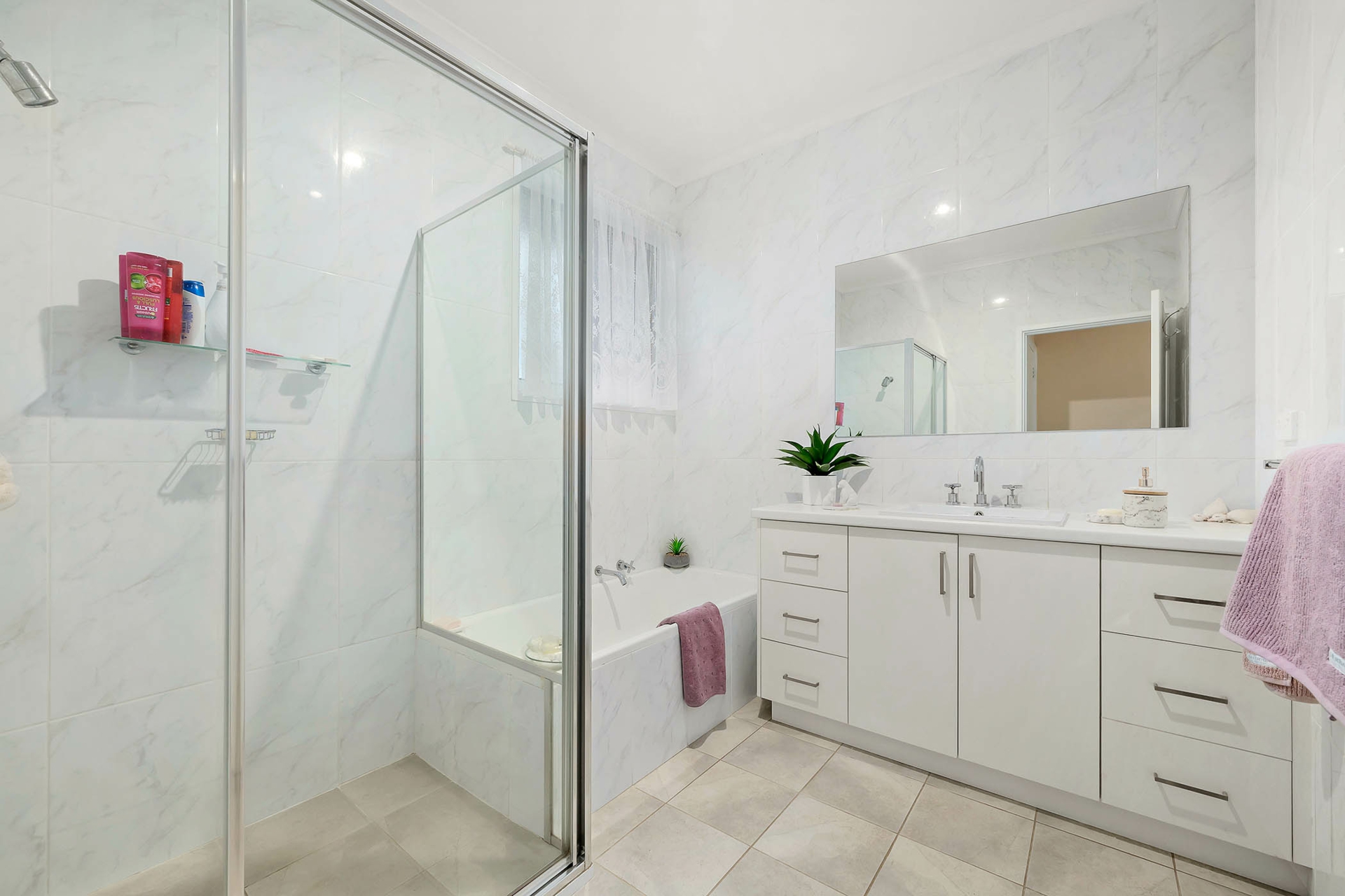 12 Holland Street, MACGREGOR