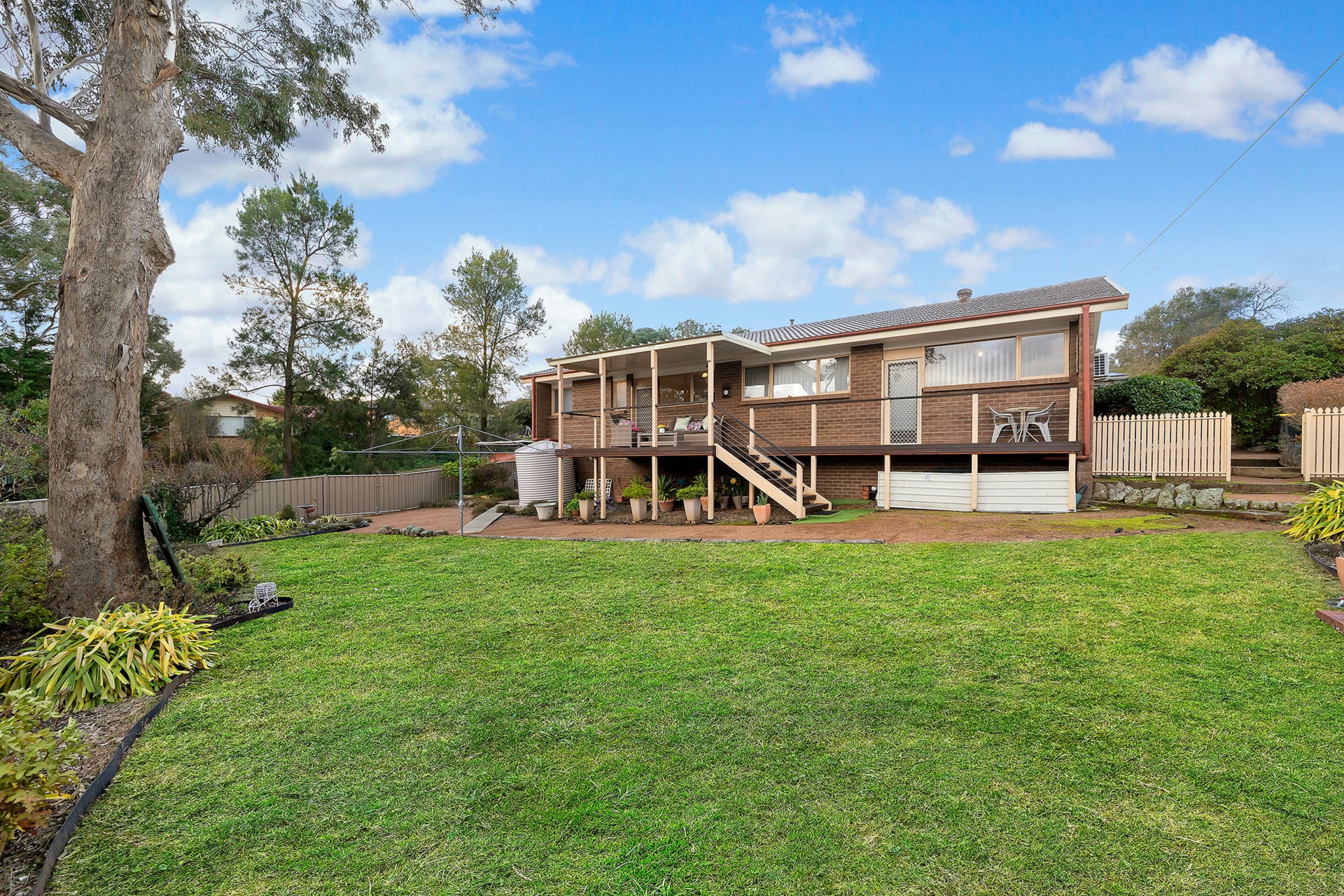 12 Holland Street, MACGREGOR