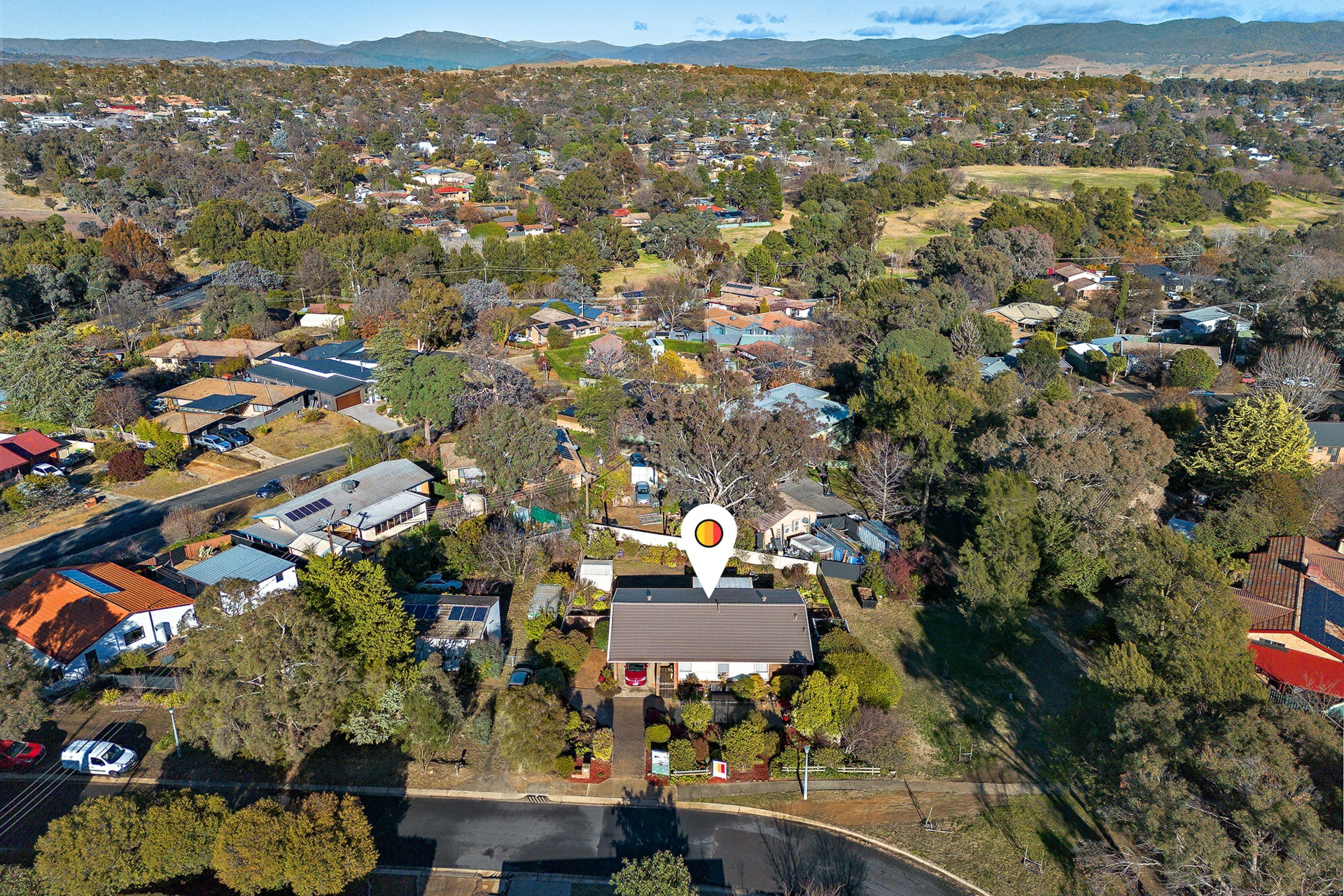 12 Holland Street, MACGREGOR