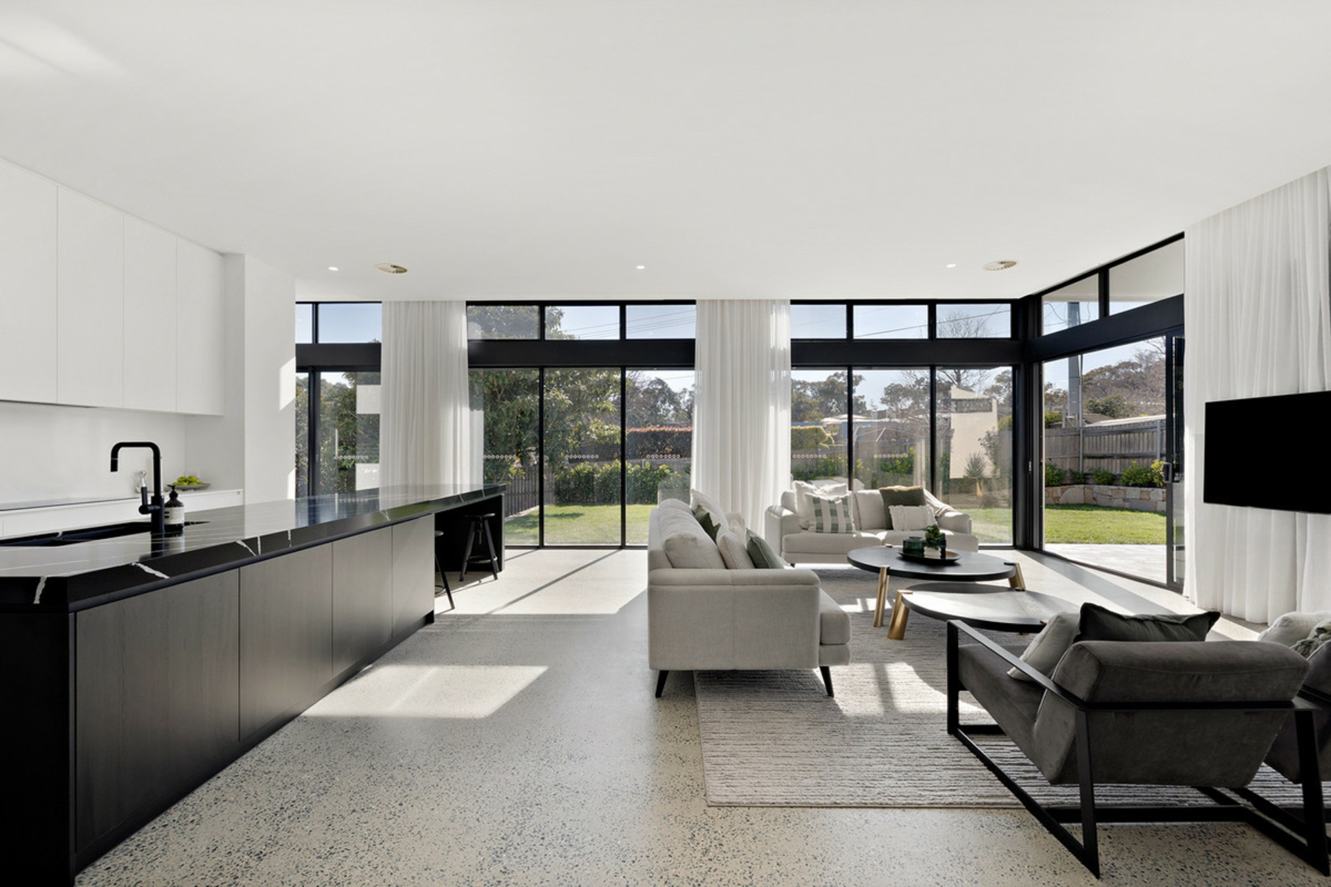 5 Laseron Place — photo 2 of 23