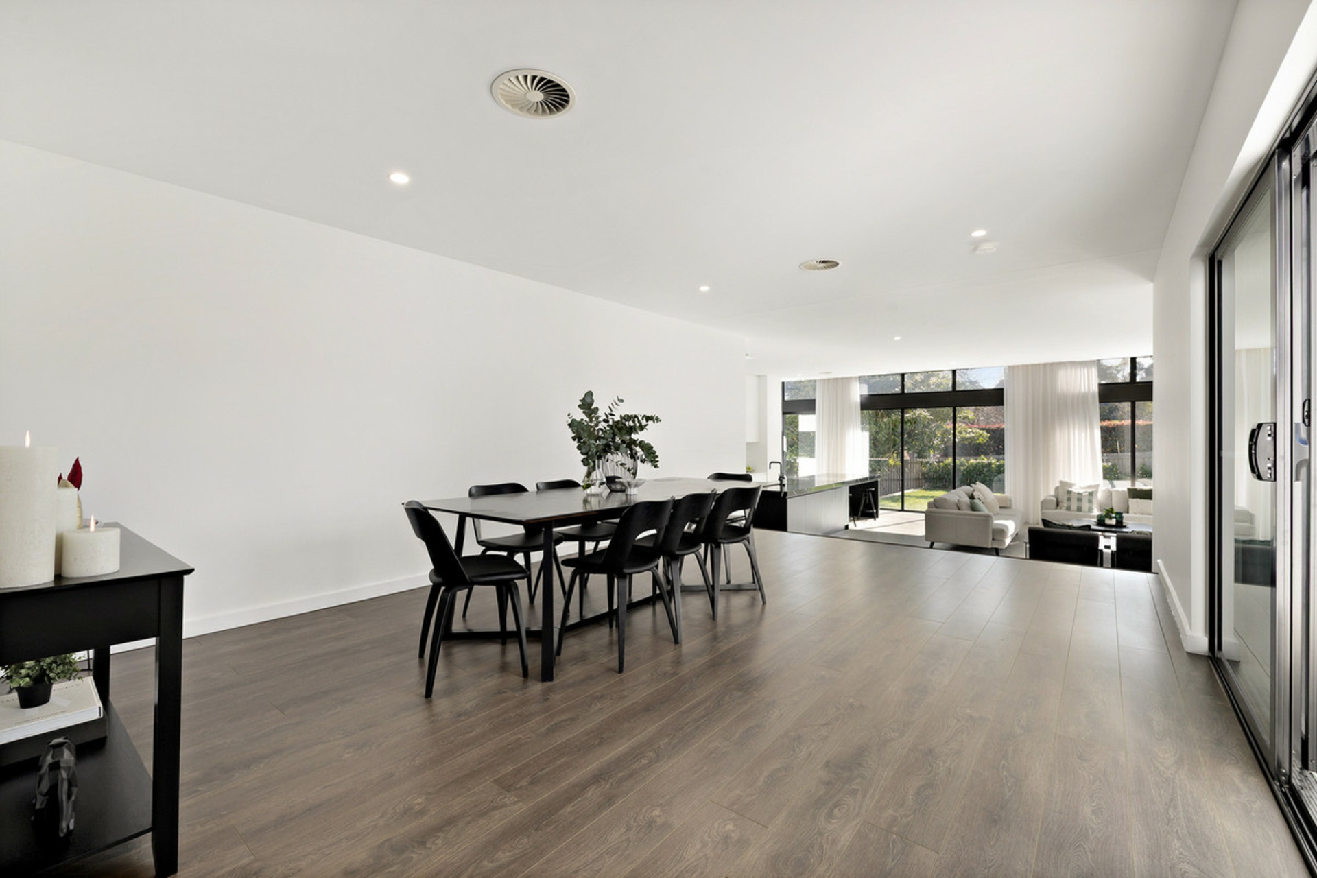 5 Laseron Place — photo 7 of 23