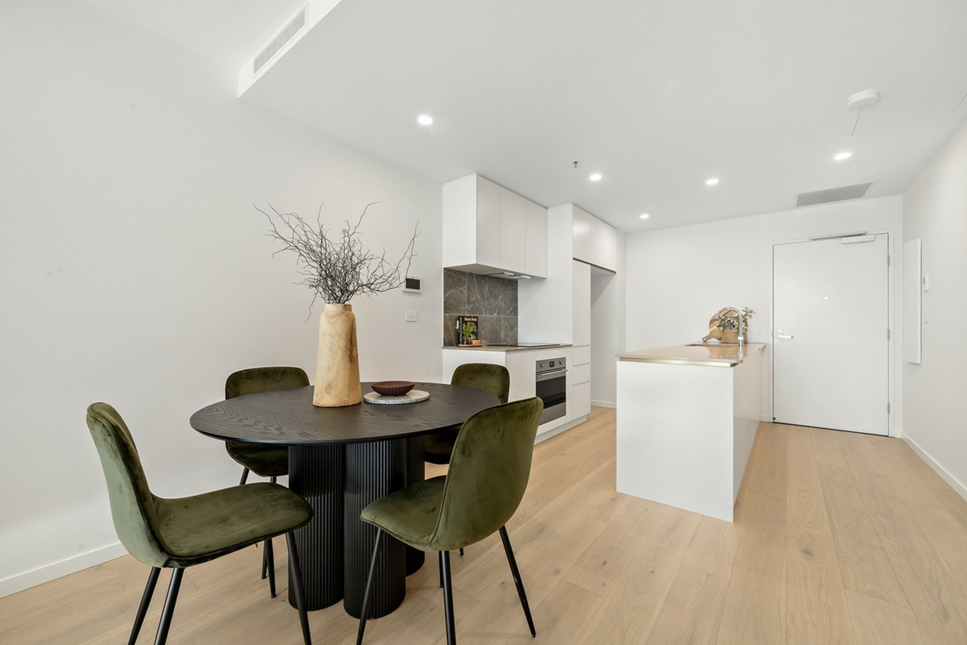 417/1 Brewer Street — photo 4 of 23