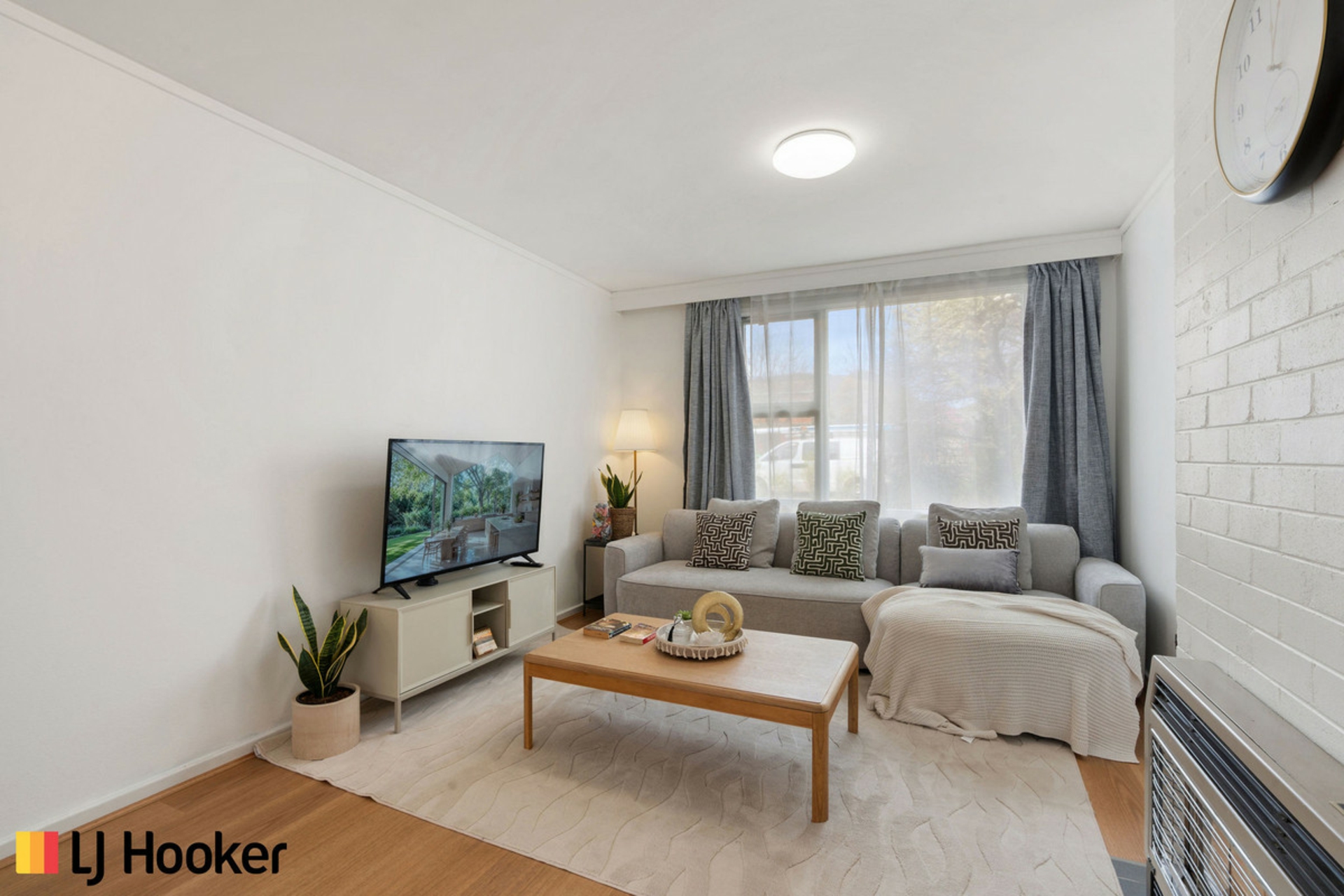 95 Majura Avenue — photo 5 of 14