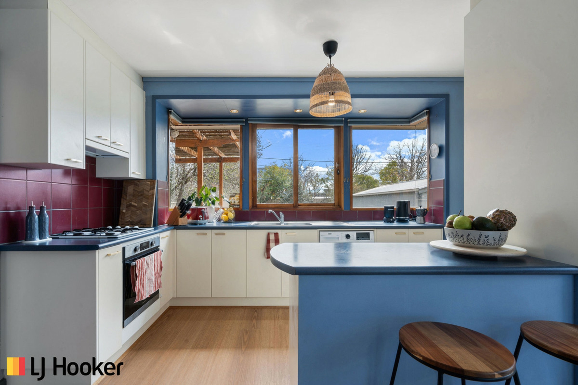 95 Majura Avenue — photo 11 of 14