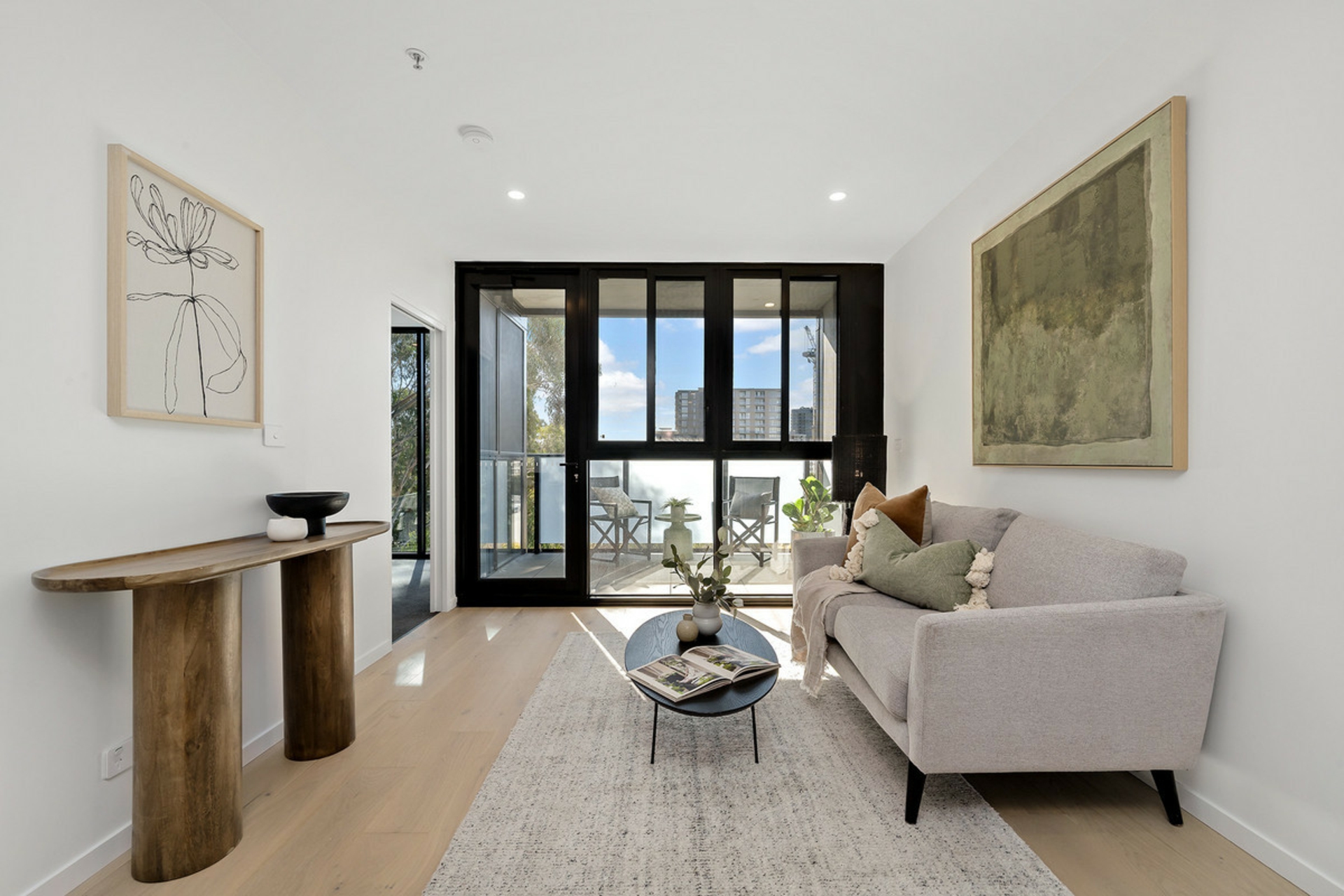 417/1 Brewer Street — photo from LJ Hooker Kippax
