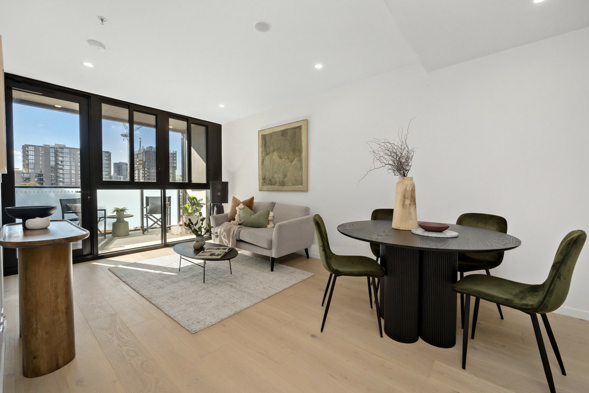 417/1 Brewer Street — photo 2 of 23