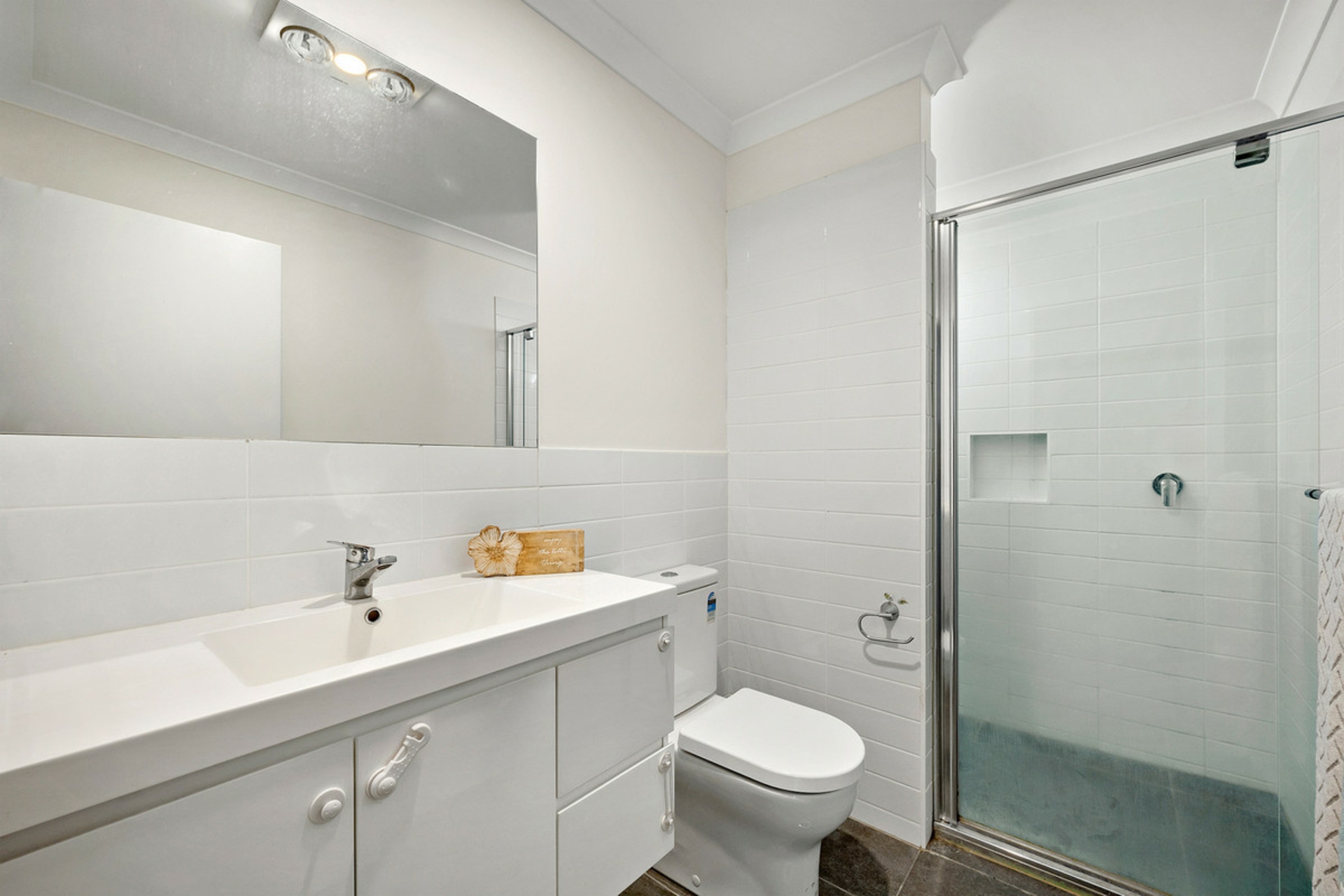 4 Fairbrother Street — photo 11 of 15