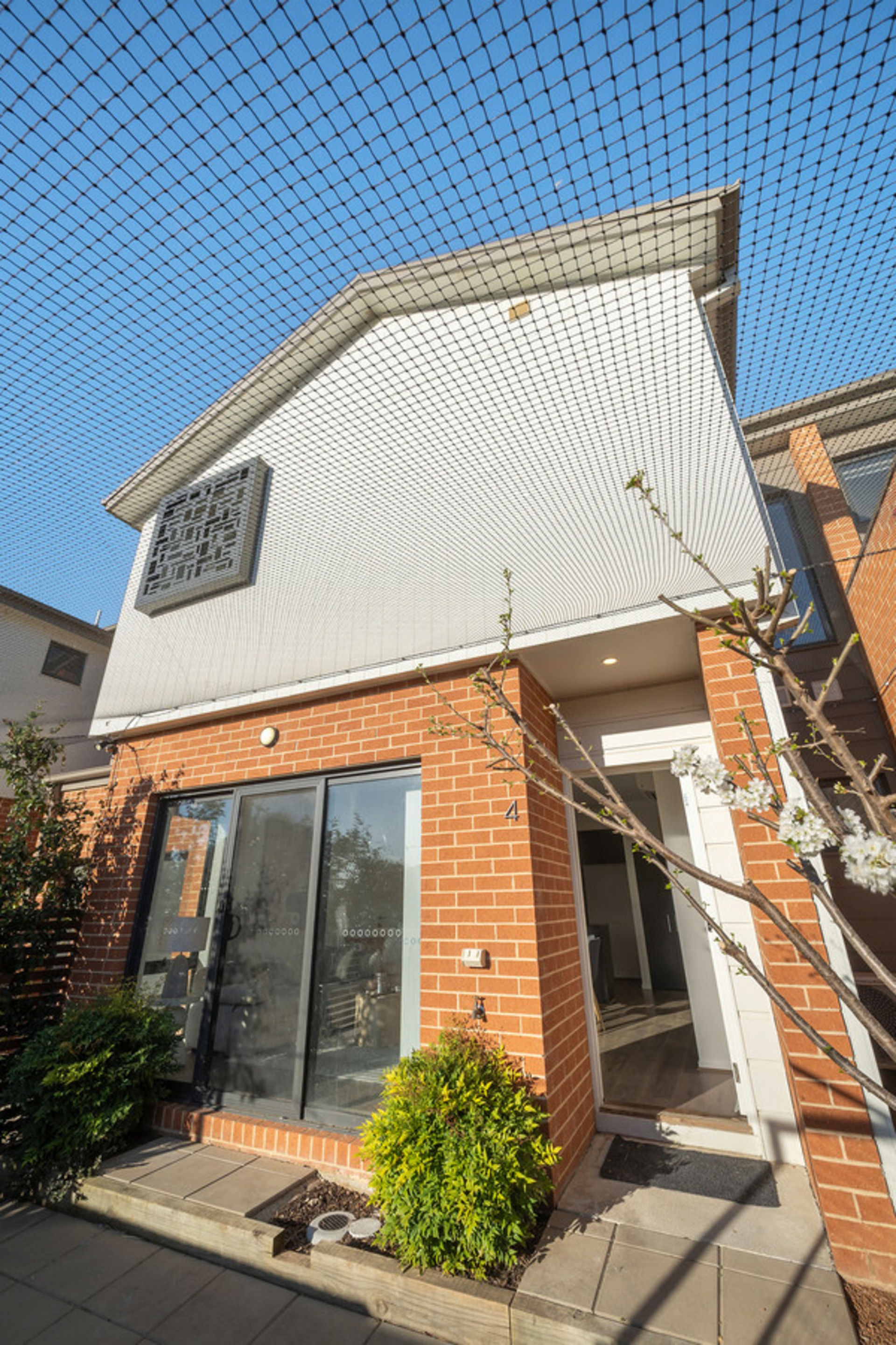 4 Fairbrother Street — photo 13 of 15