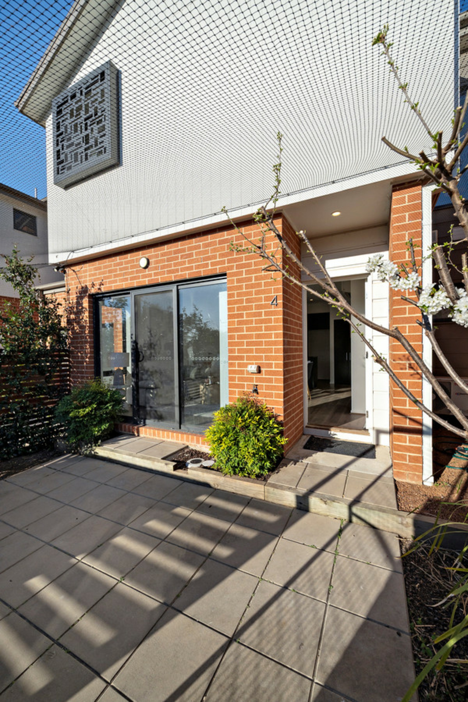 4 Fairbrother Street — photo 14 of 15