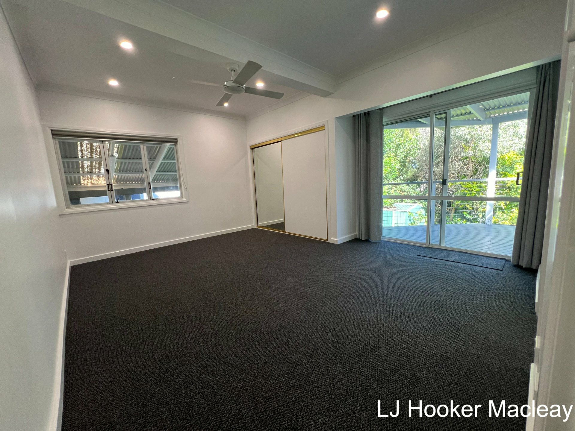 5 Alistair Ct, MACLEAY ISLAND