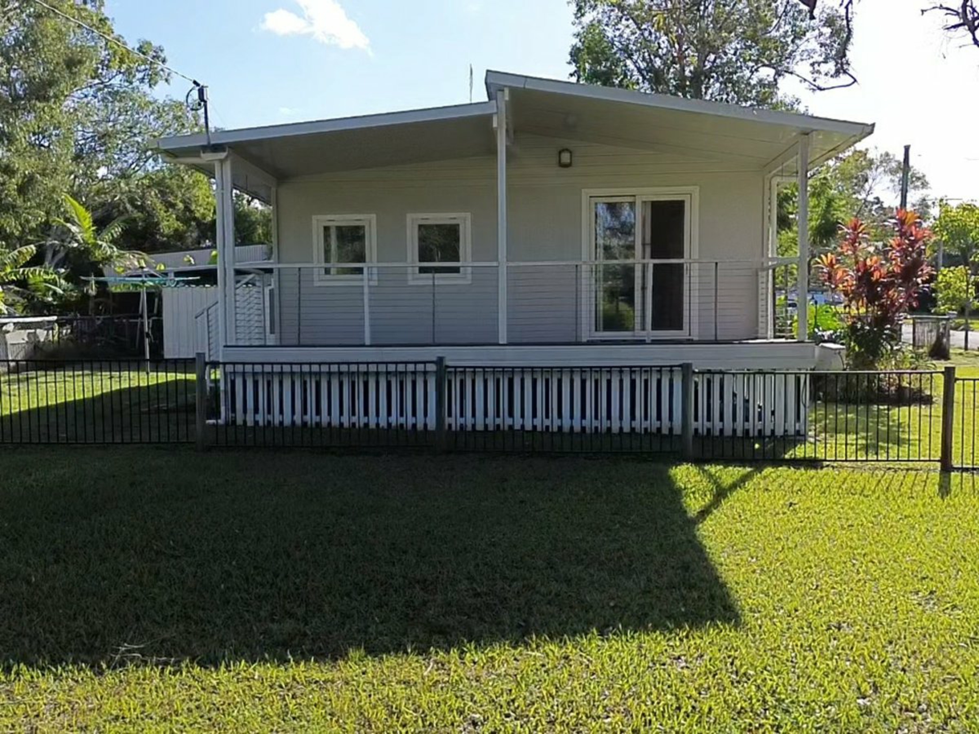 66 Eastbourne Terrace, MACLEAY ISLAND