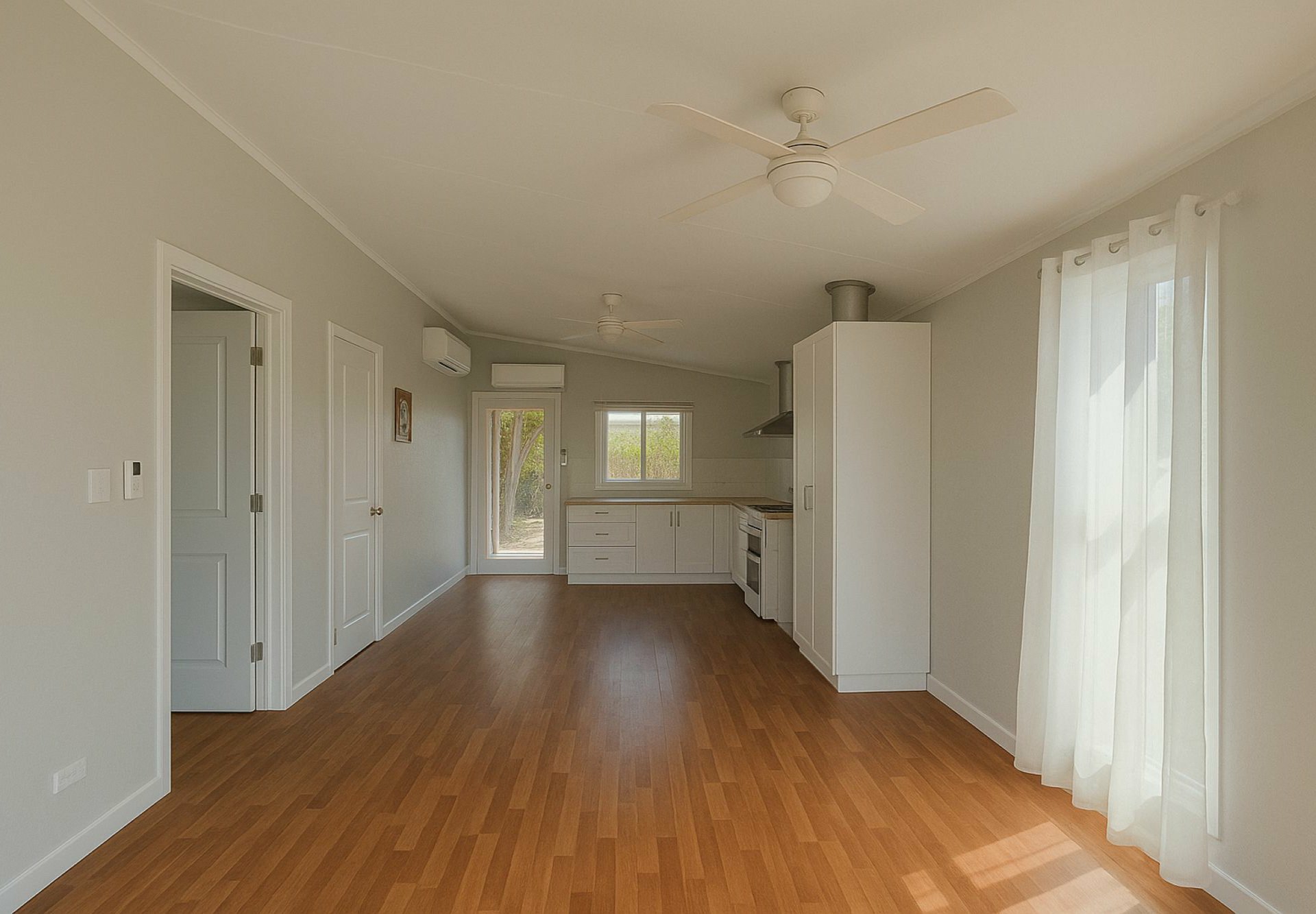 66 Eastbourne Terrace, MACLEAY ISLAND