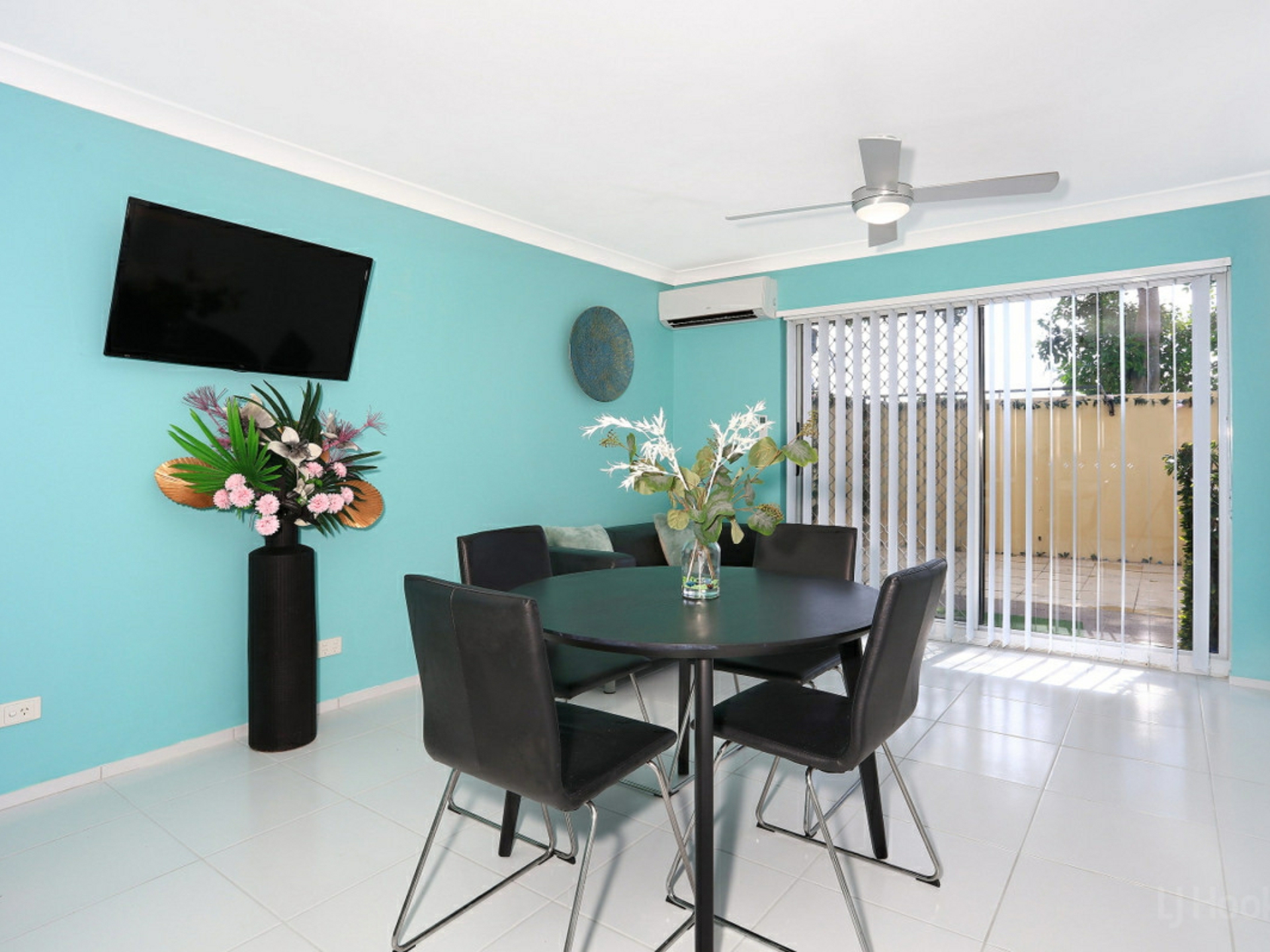 8/125 Frank Street, Labrador