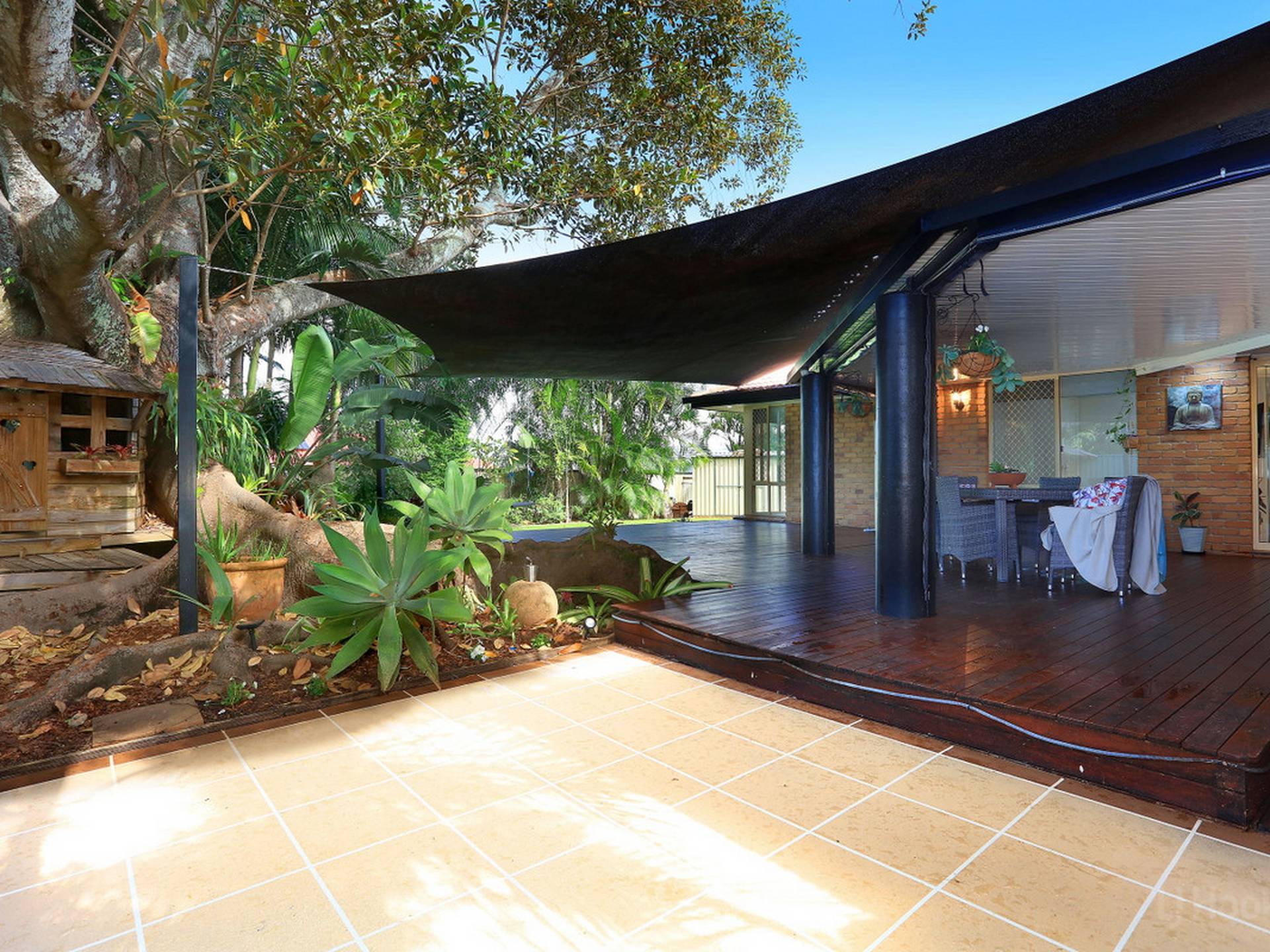 8 Lakewood Court, HELENSVALE