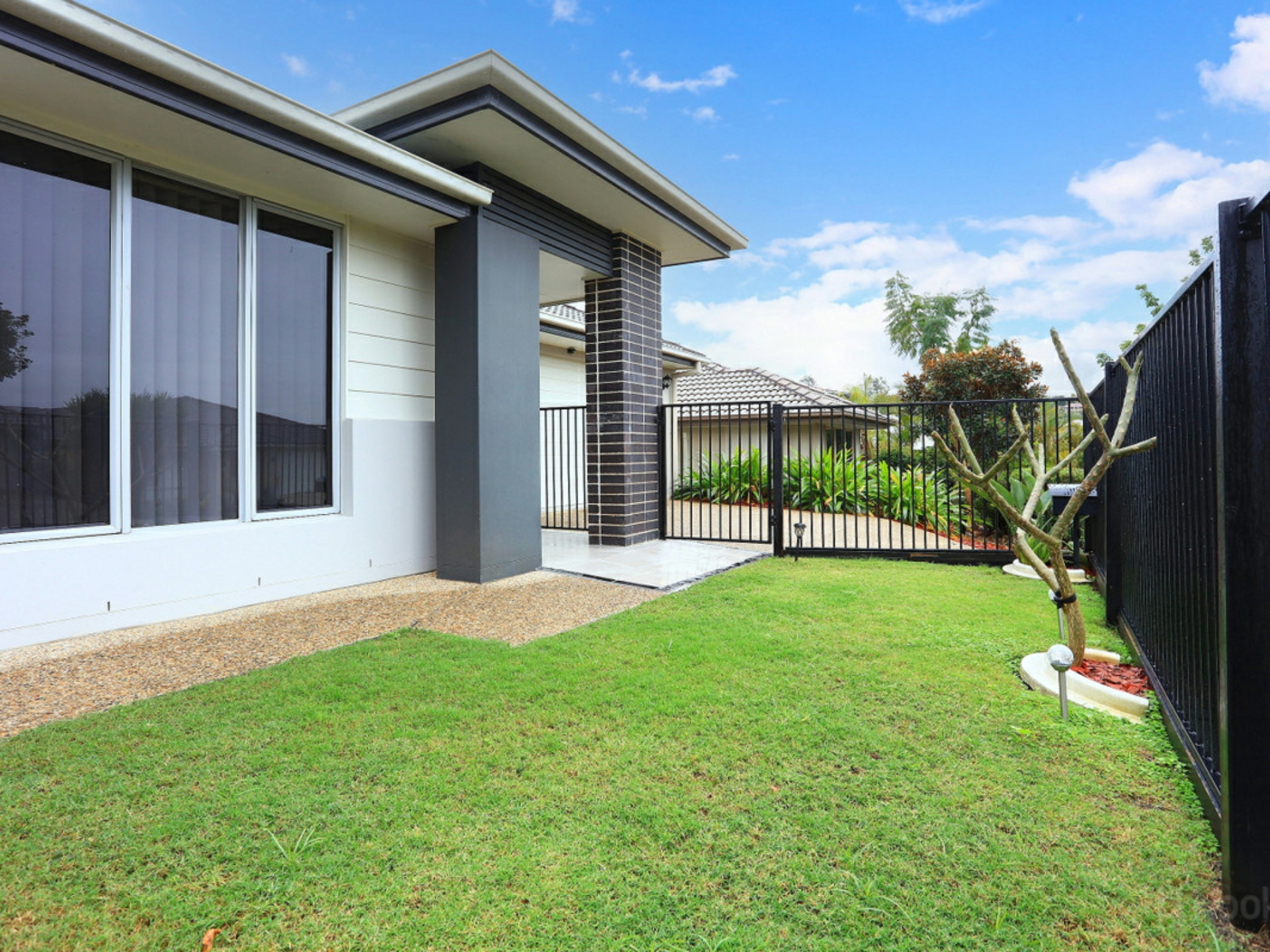 5 Turner Crescent, Ormeau Hills