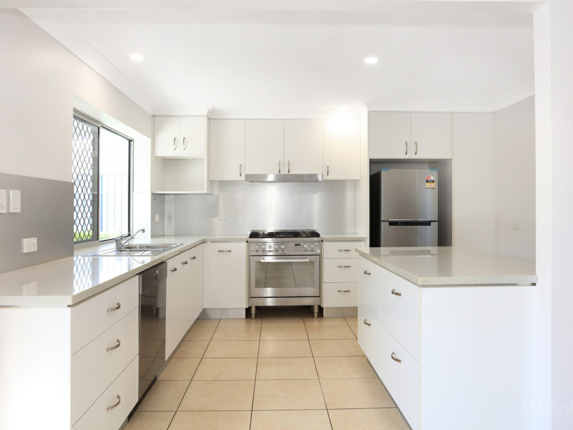 23 Rouen Avenue, PARADISE POINT