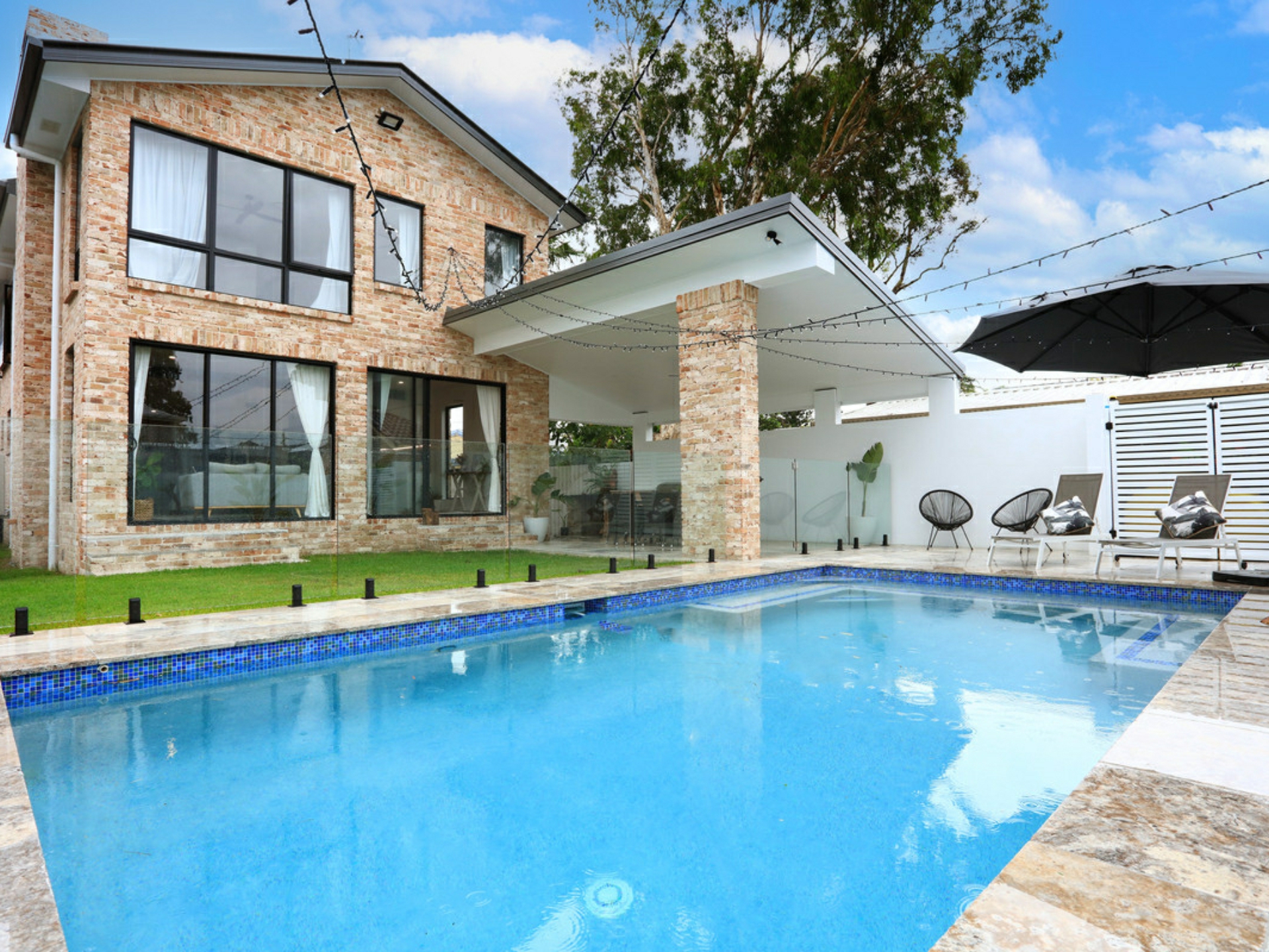 36 Tallara Street, Coombabah