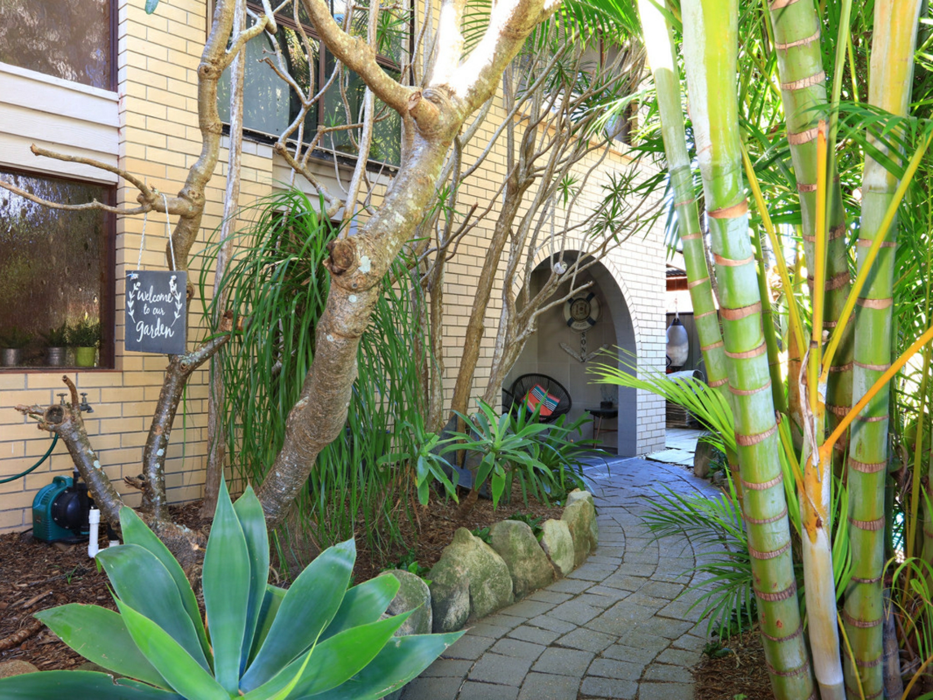 15 Oxley Drive, PARADISE POINT