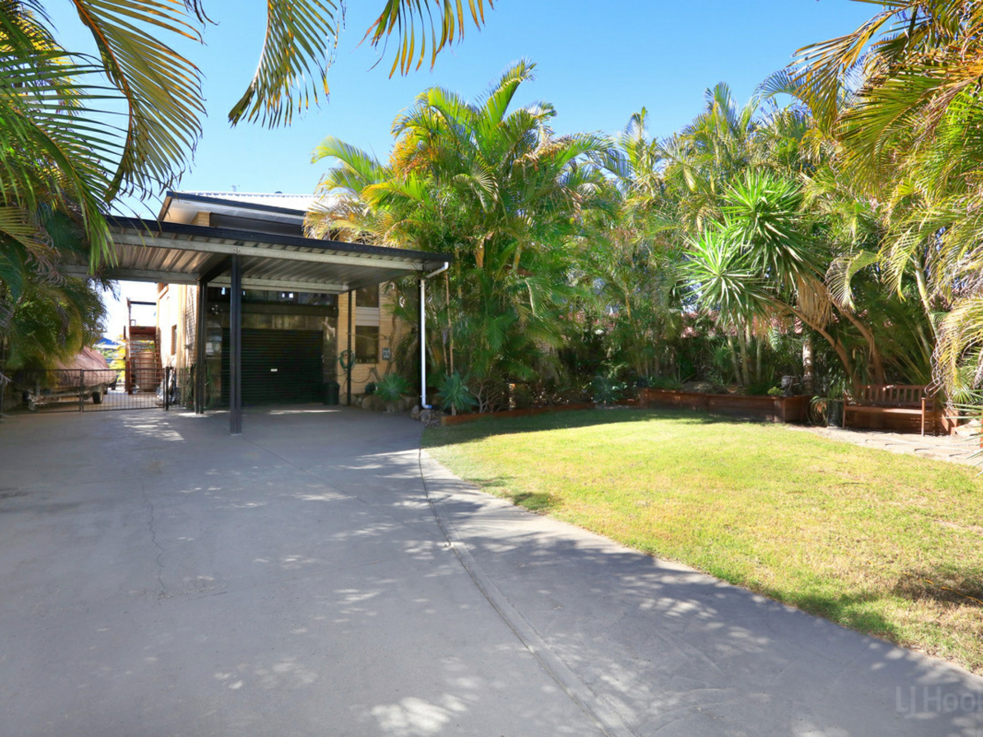 15 Oxley Drive, PARADISE POINT