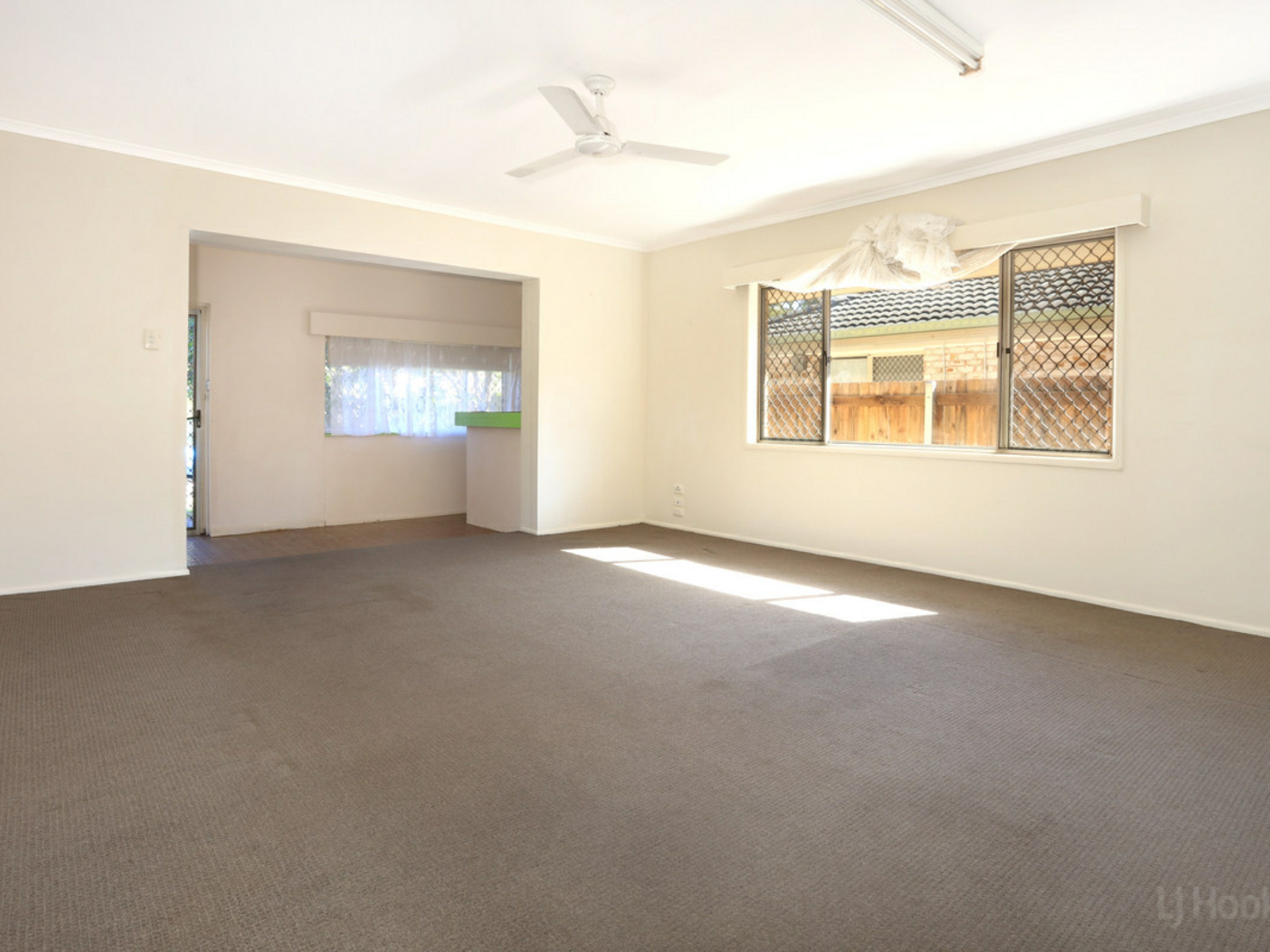 15 Cawthray Street, Biggera Waters