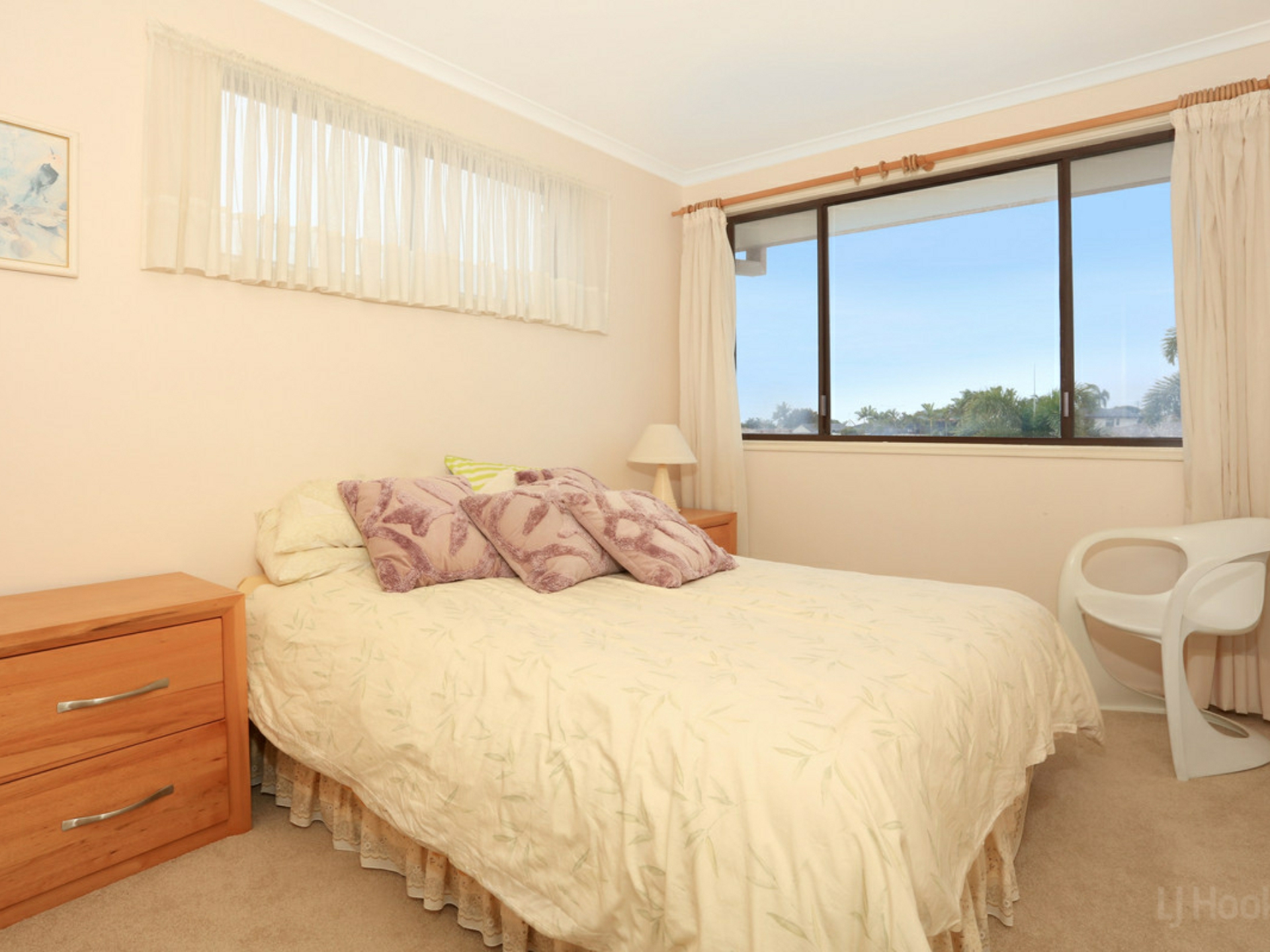 1 Seaspray Street, PARADISE POINT