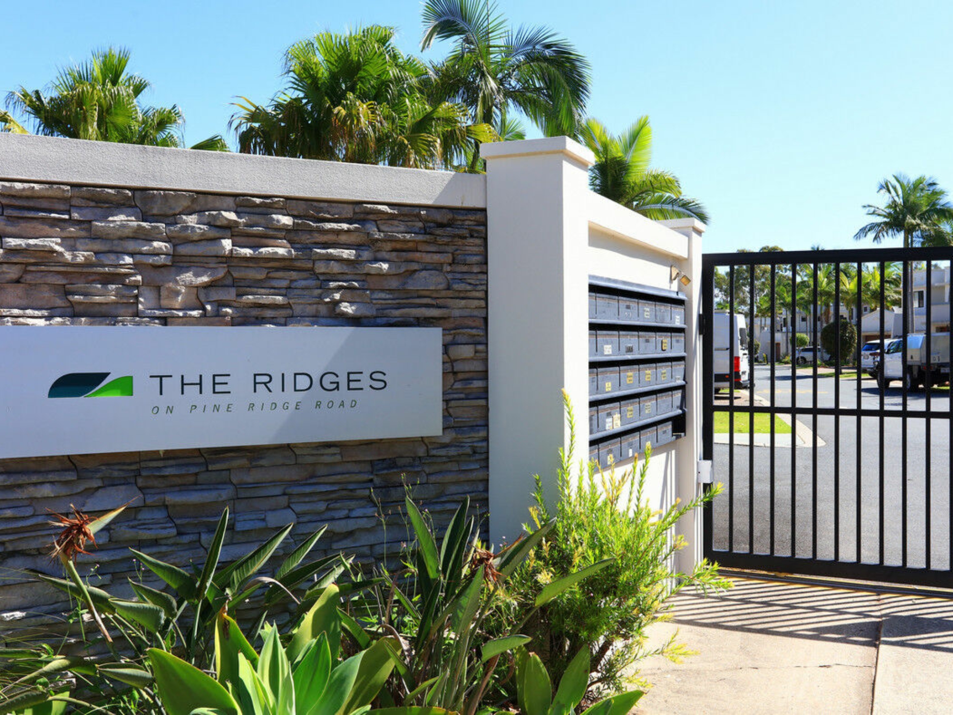 21/368 Pine Ridge Road Coombabah QLD