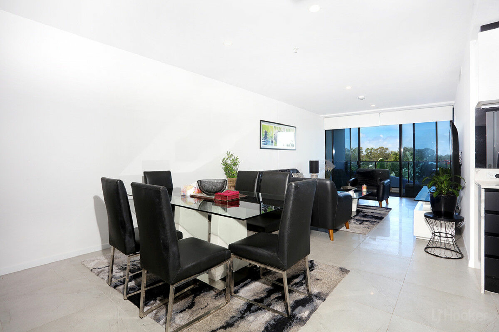 5310/5 Harbour Side Court, BIGGERA WATERS