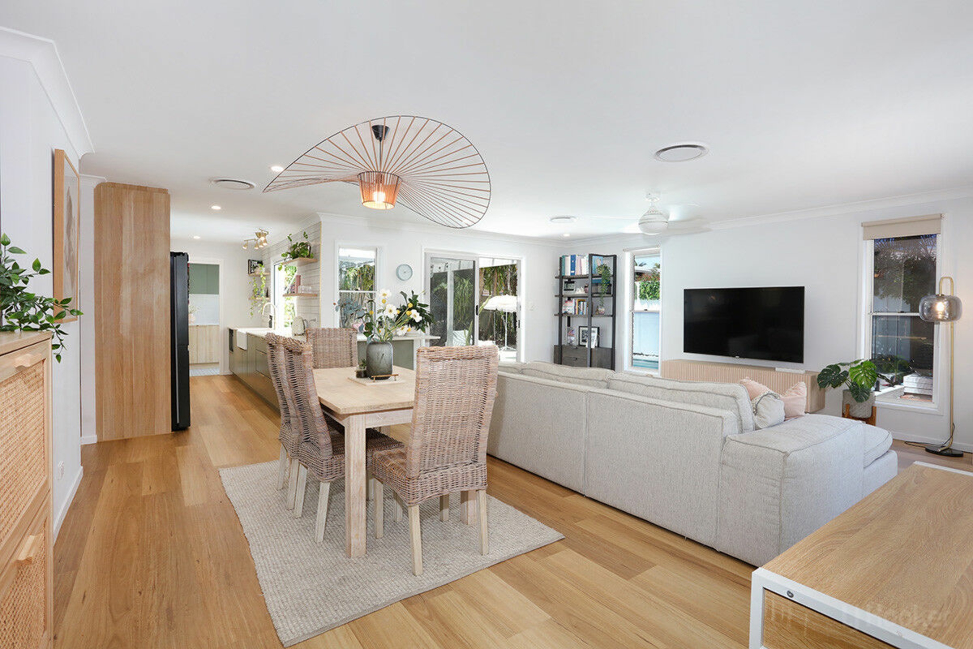 52 Gooding Drive, COOMBABAH