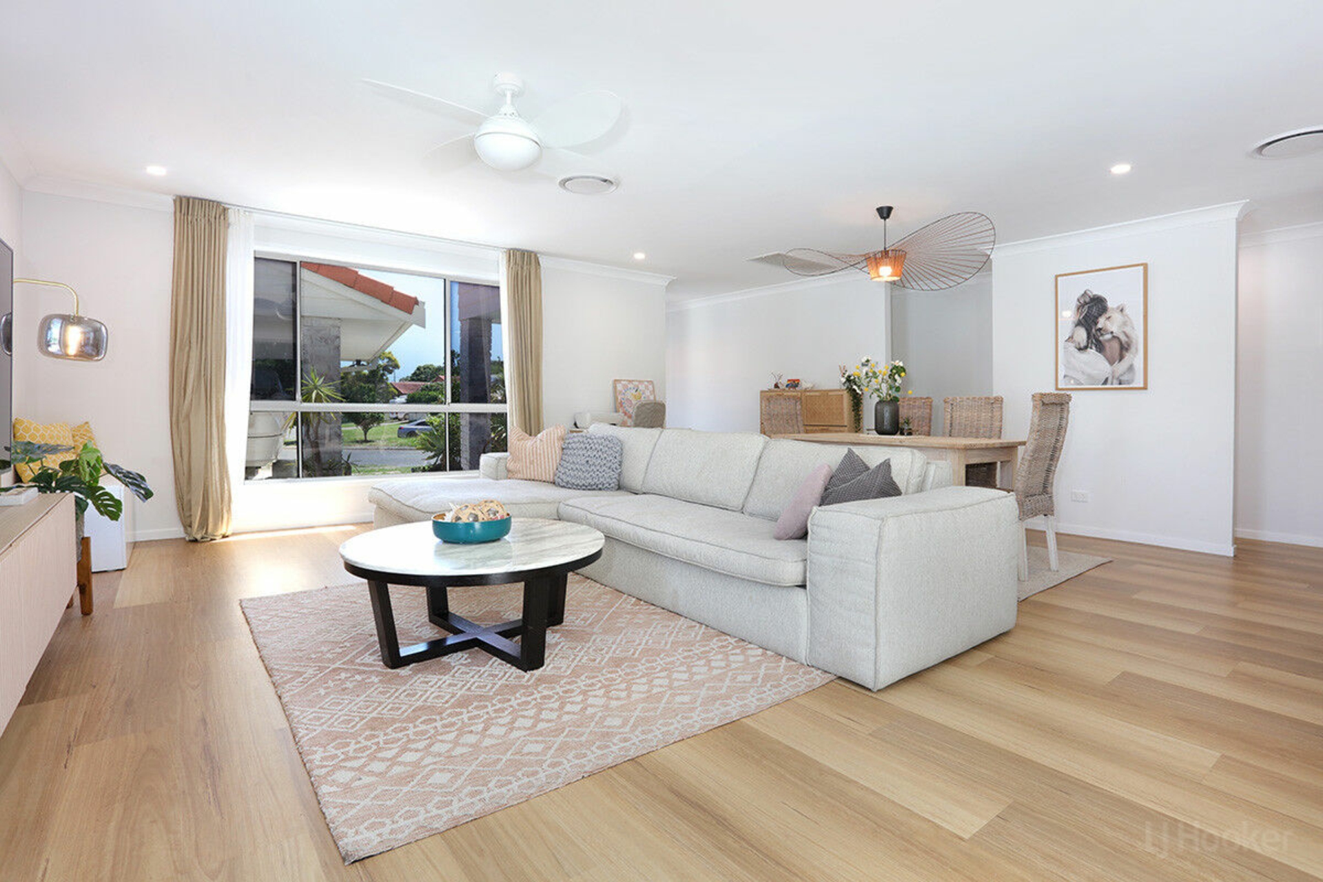 52 Gooding Drive, COOMBABAH