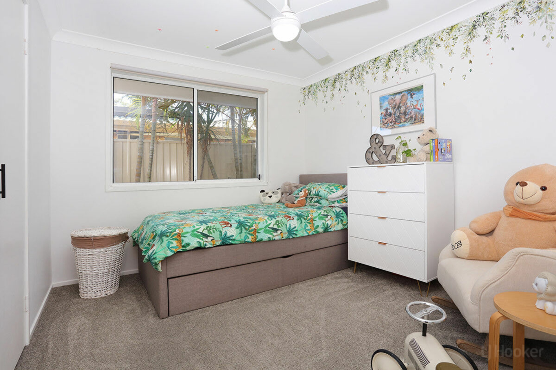 52 Gooding Drive, COOMBABAH