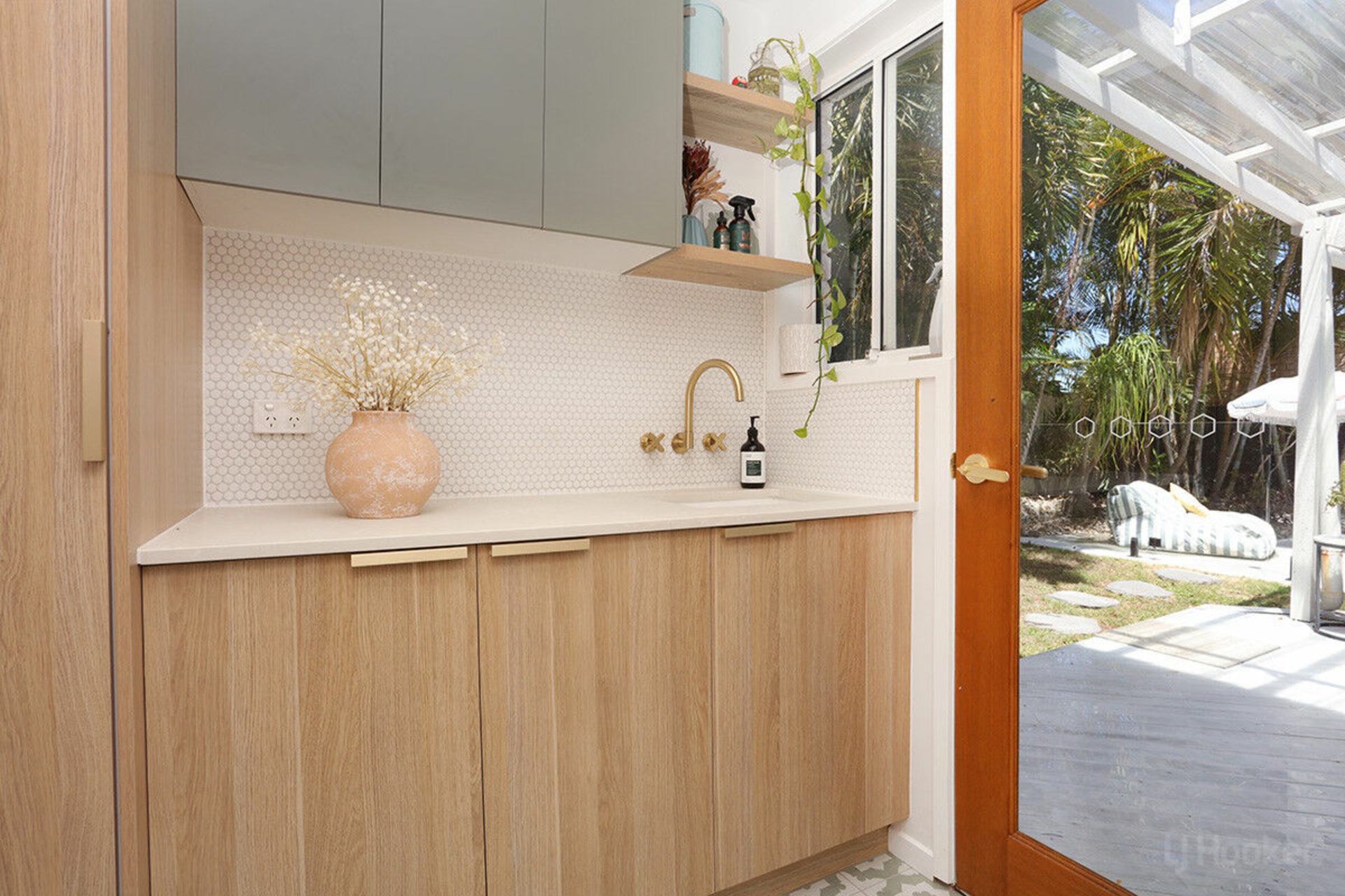 52 Gooding Drive, COOMBABAH
