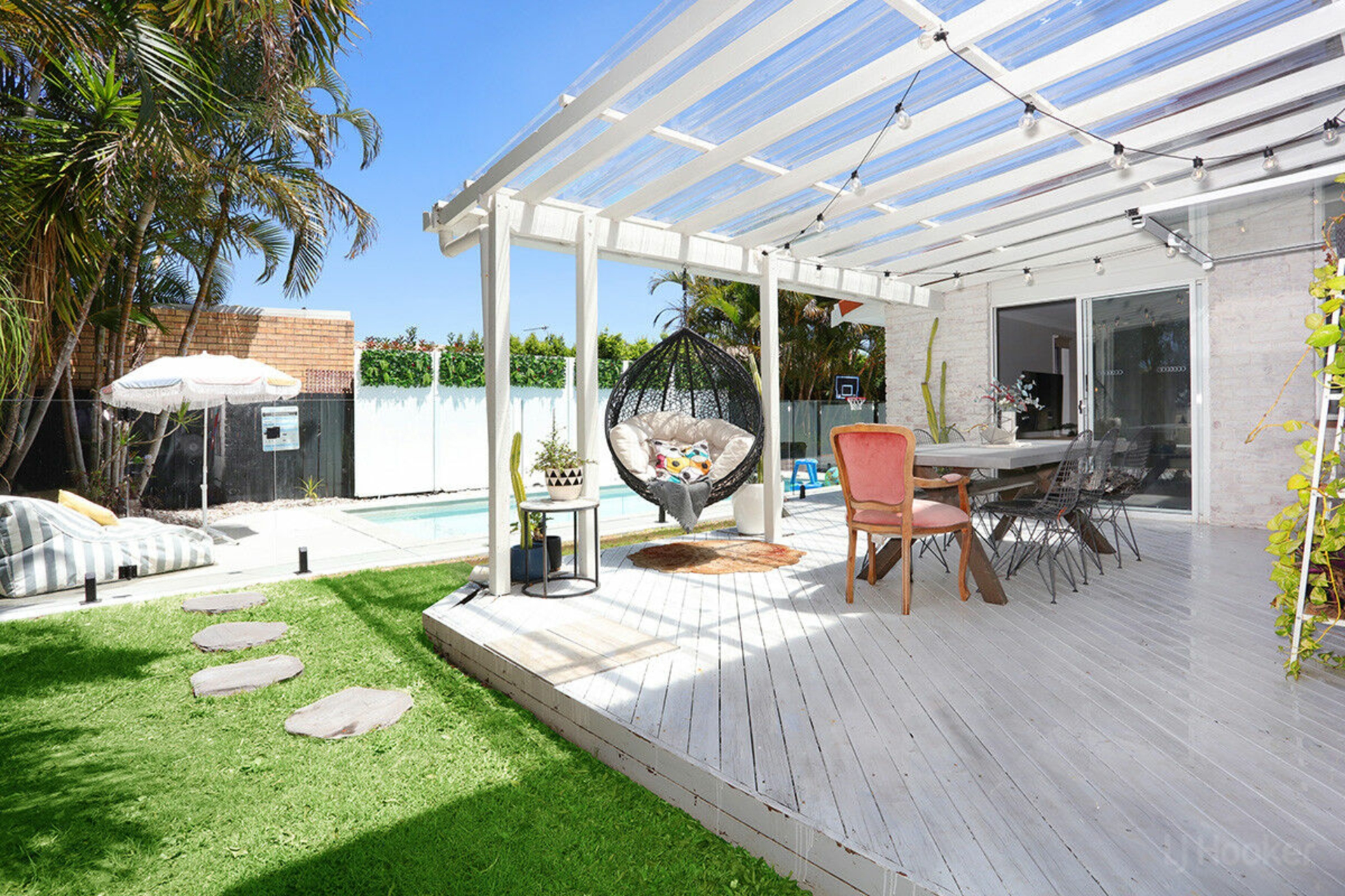 52 Gooding Drive, COOMBABAH