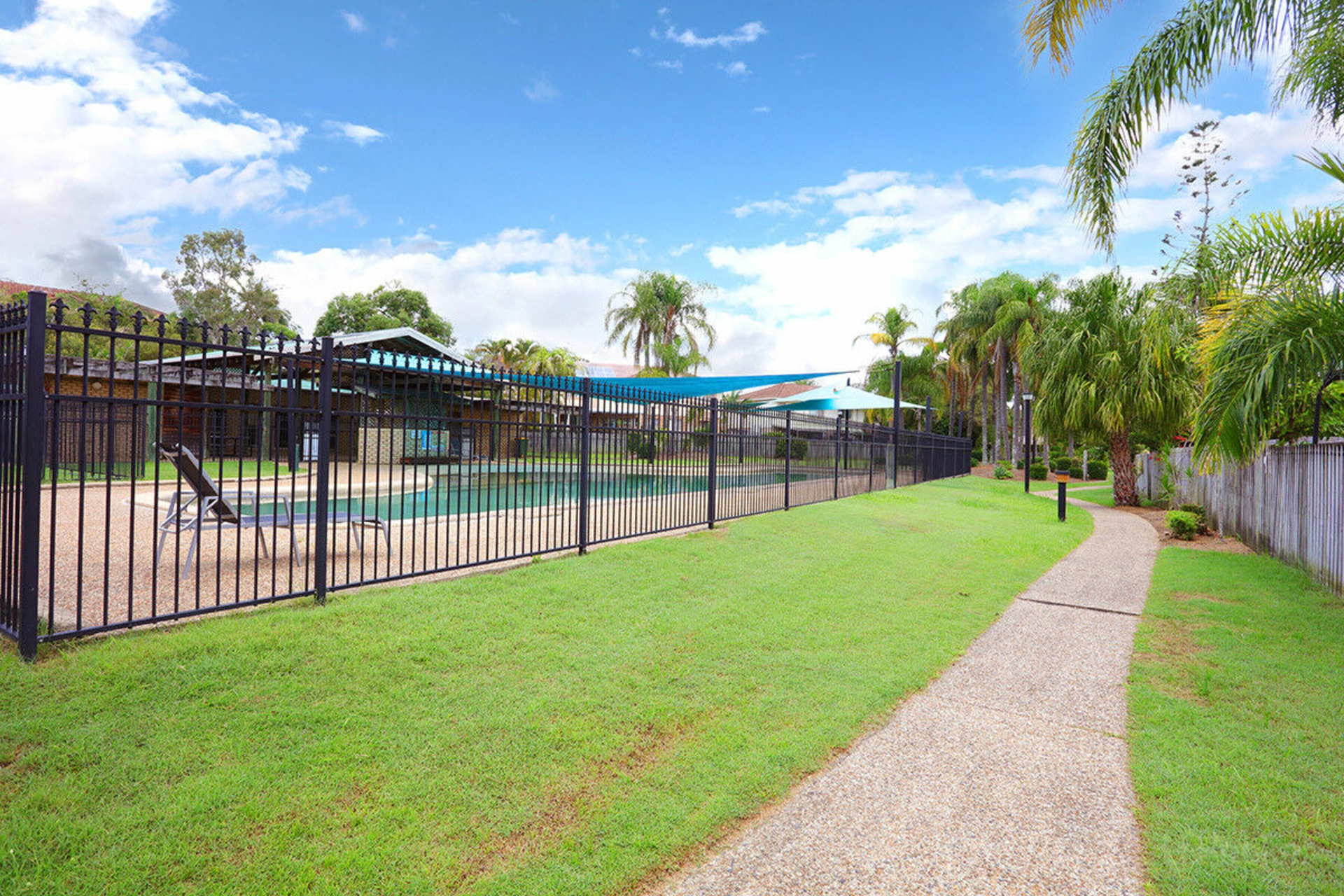 99-170-central-street-labrador-qld-townhouse-for-sale-lj-hooker