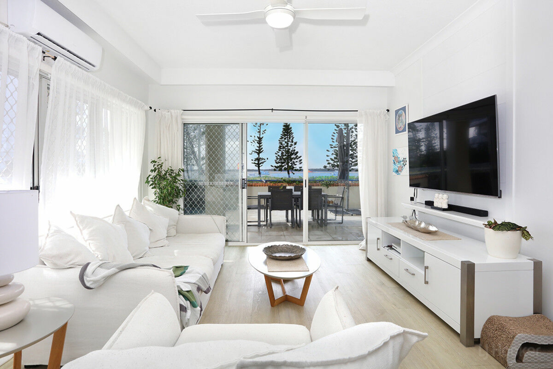 1A/522 Marine Parade, BIGGERA WATERS