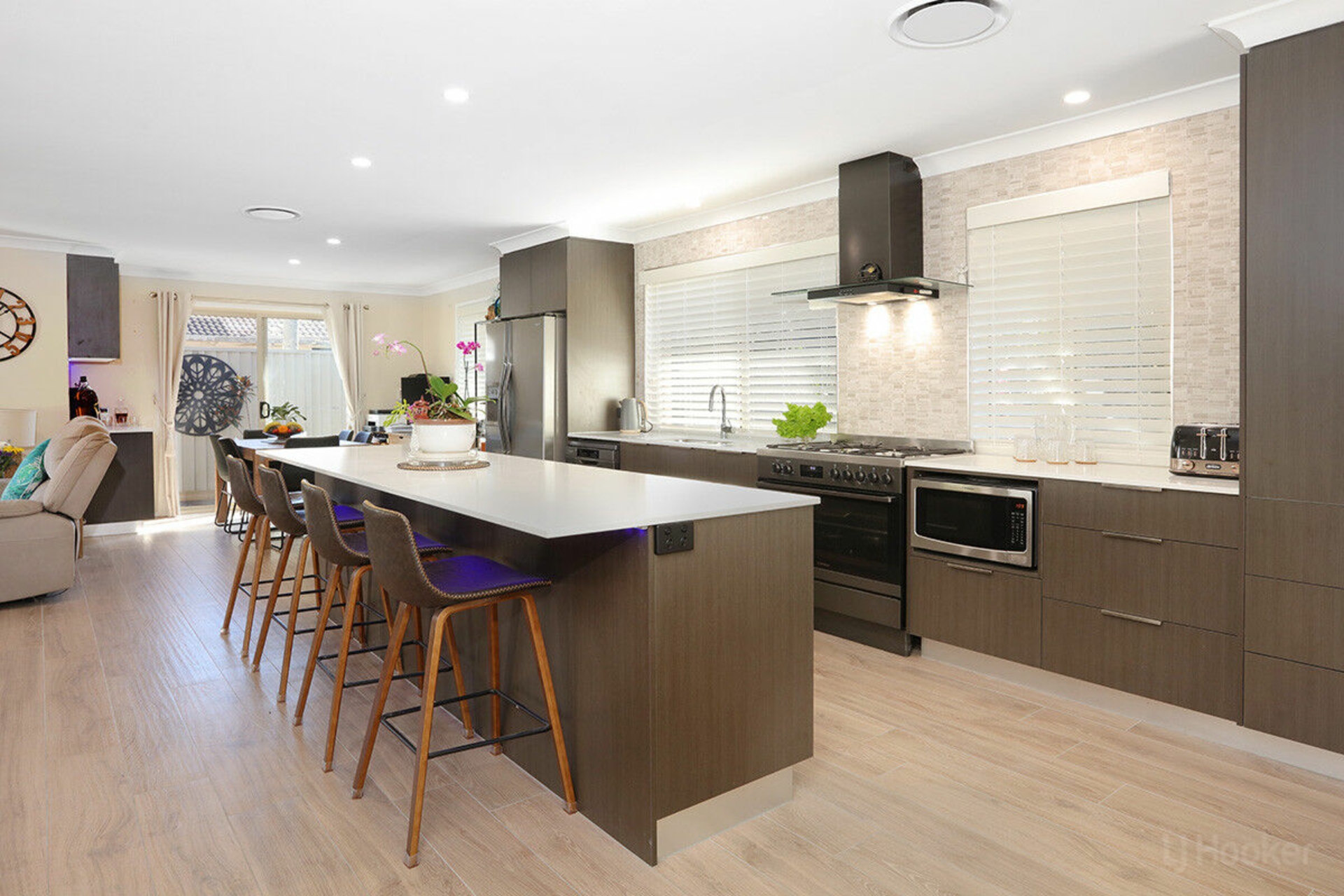 27 Numbat Court, Coombabah