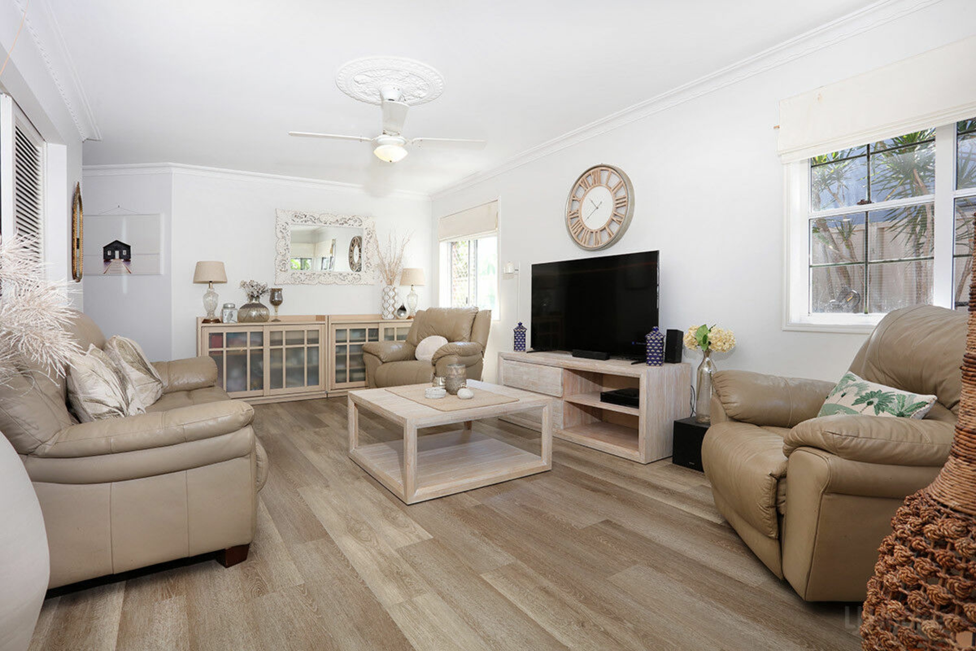 2/5 Cassia Street, RUNAWAY BAY