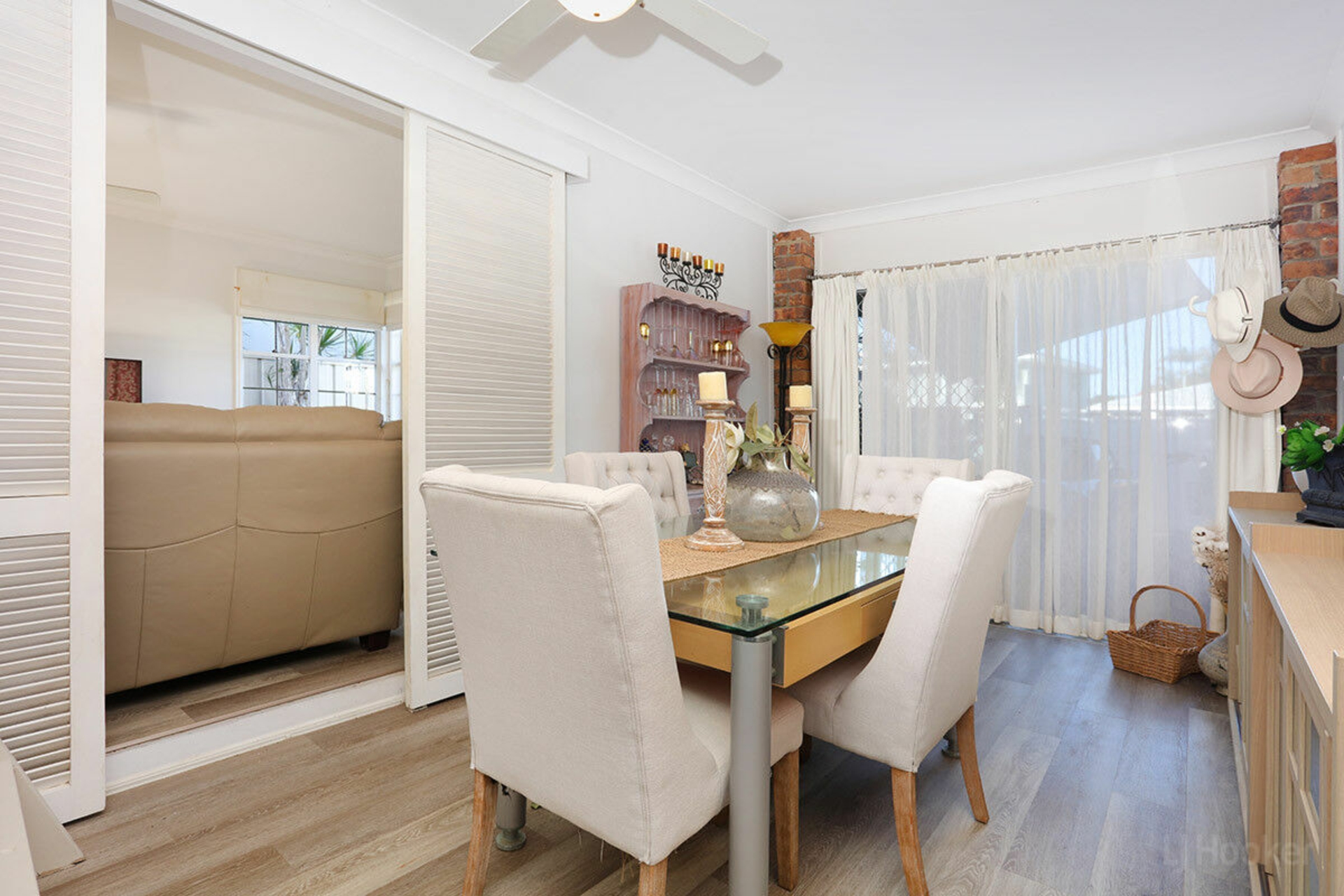 2/5 Cassia Street, RUNAWAY BAY