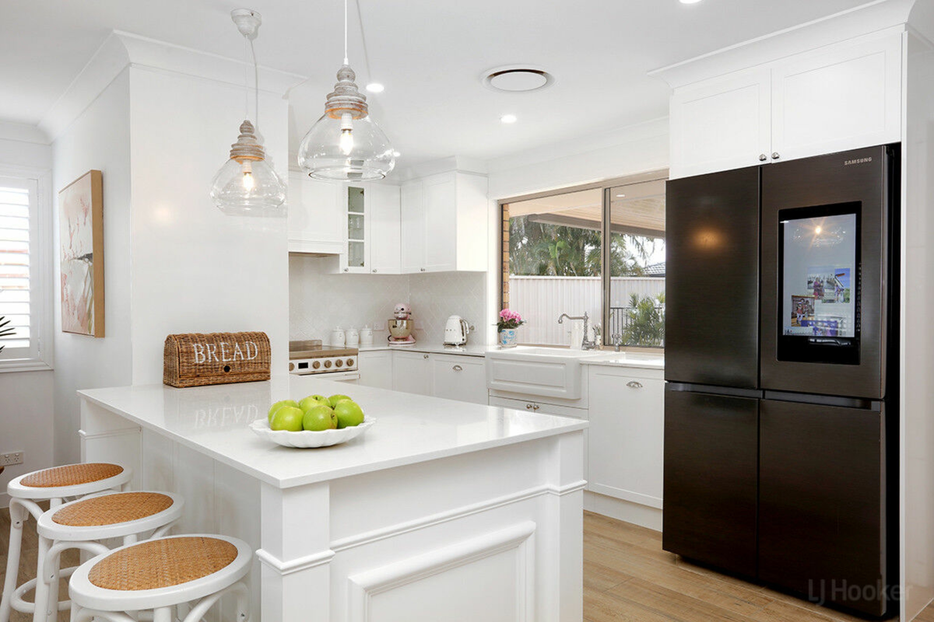 27 Gooding Drive, COOMBABAH