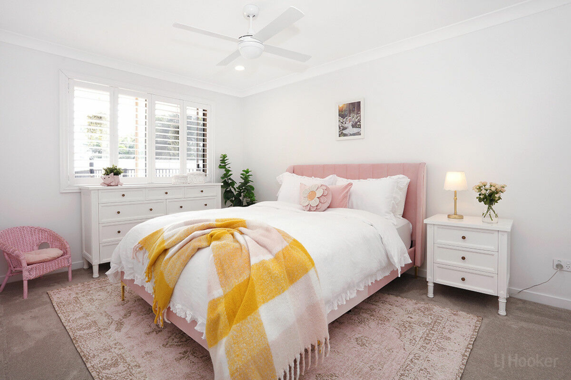 27 Gooding Drive, COOMBABAH