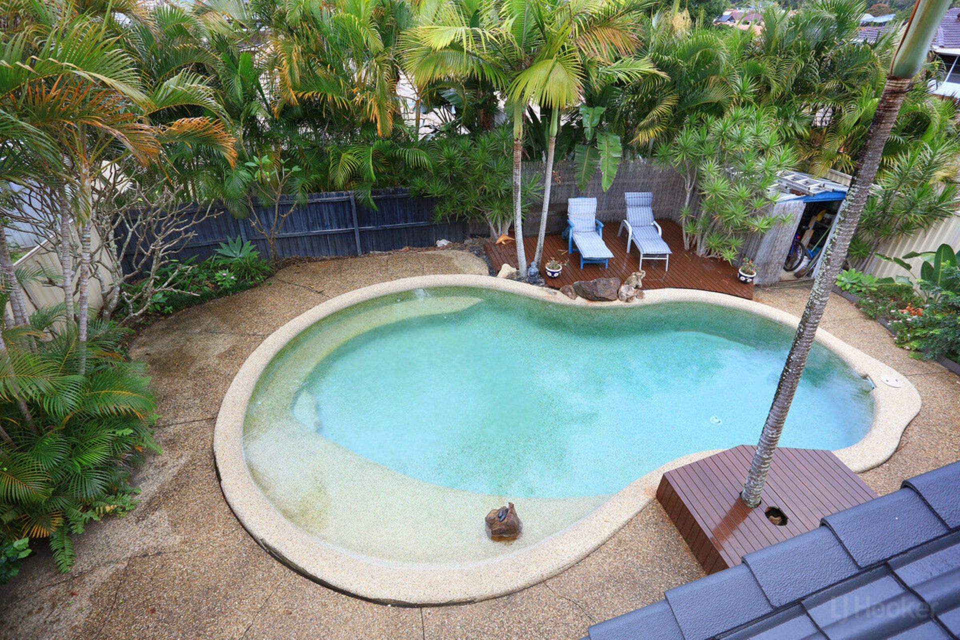 157 Paradise Parade, HOLLYWELL