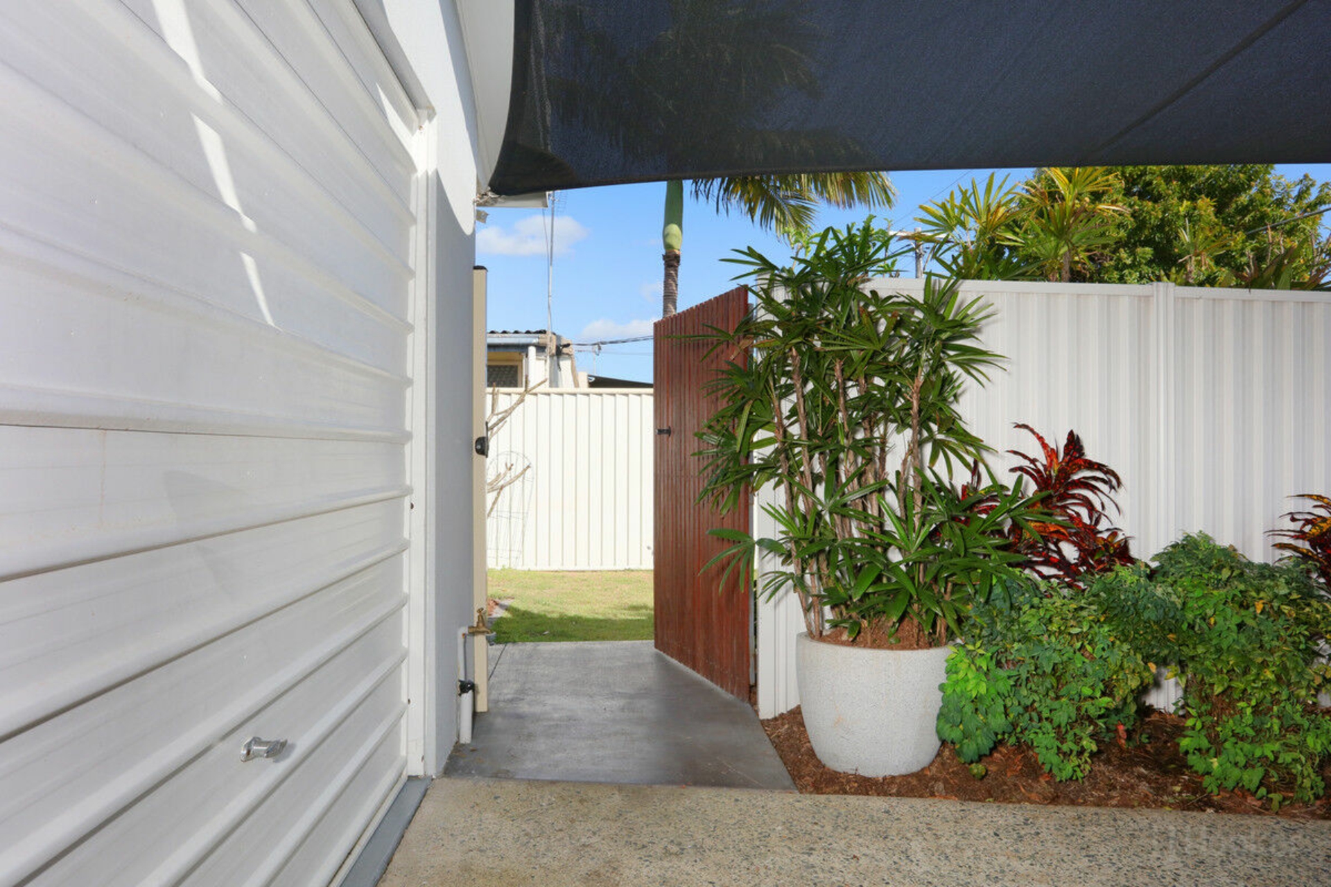 2/18 Nankeen Avenue, PARADISE POINT