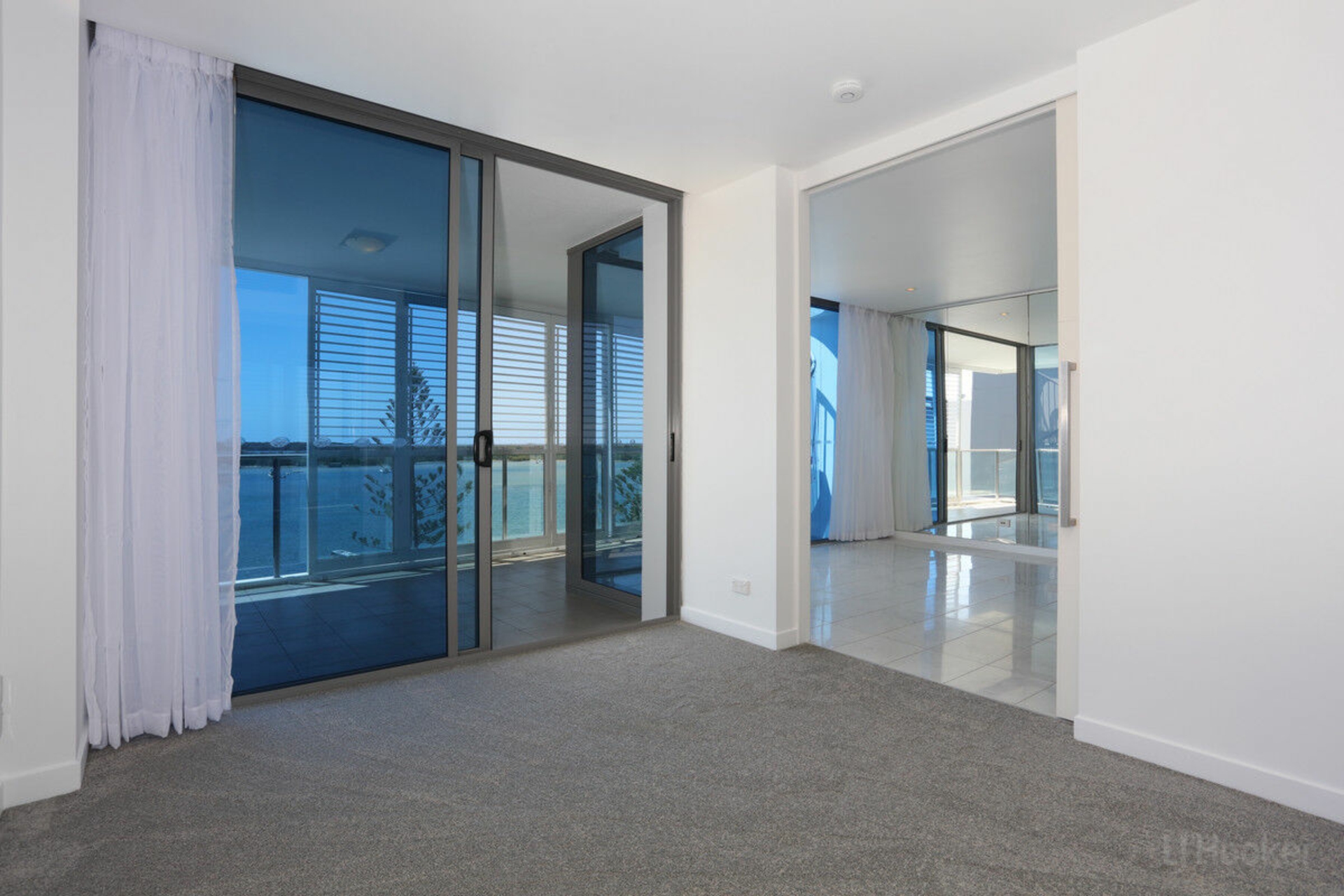 1603/438 Marine Parade, BIGGERA WATERS