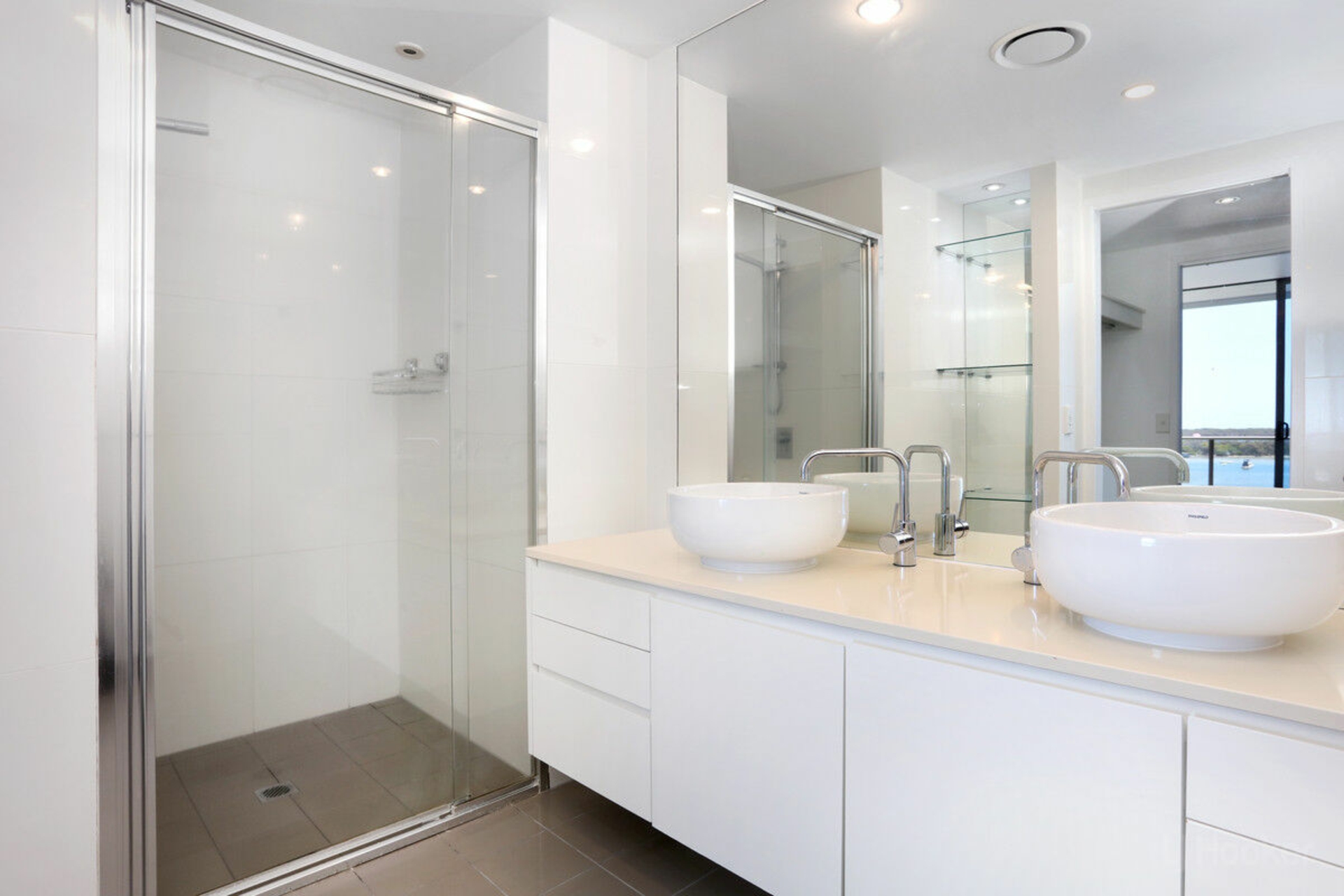 1603/438 Marine Parade, BIGGERA WATERS